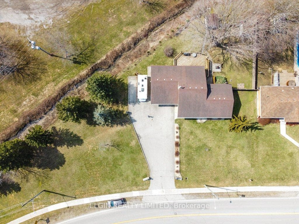 324 Carlow Road photo 41