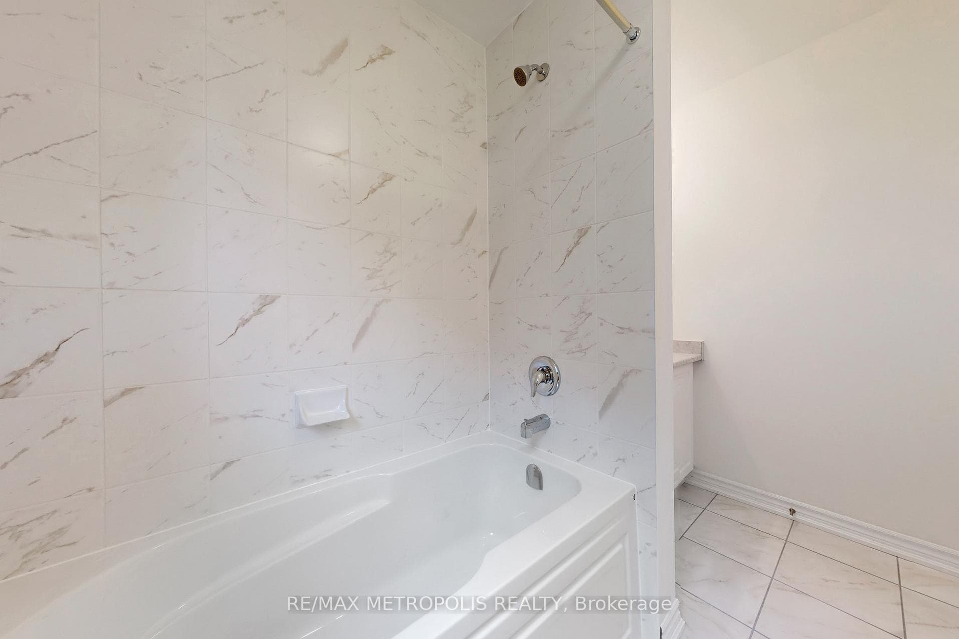 167 Hawkins Street photo 36