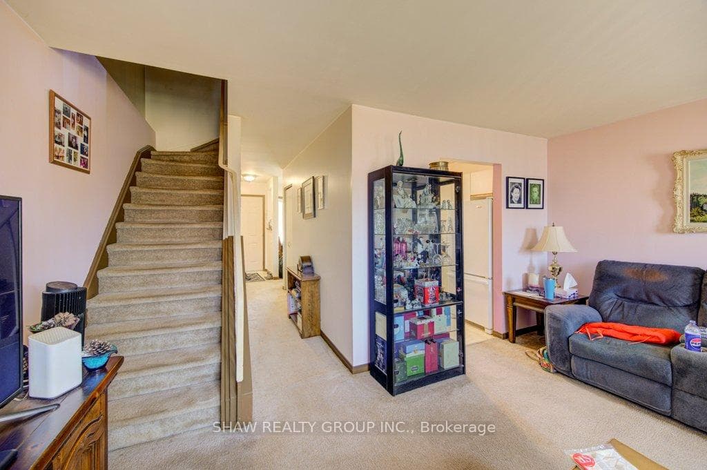1093 Nellis Street Unit 21 photo 16
