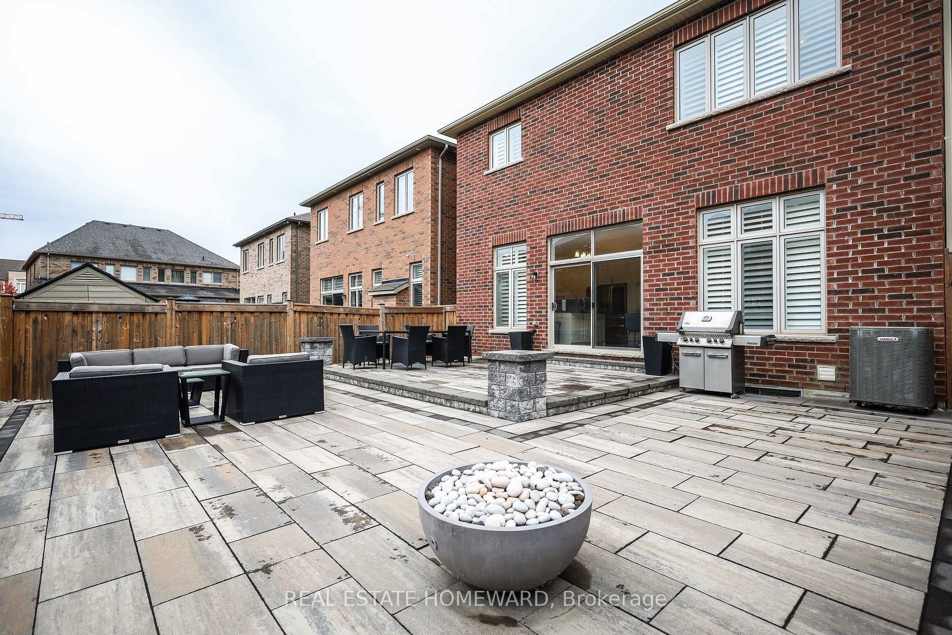 9 Dancing Waters Road photo 32