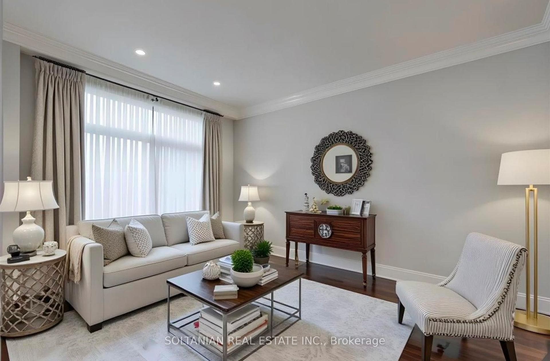 90 Grandview Avenue photo 2