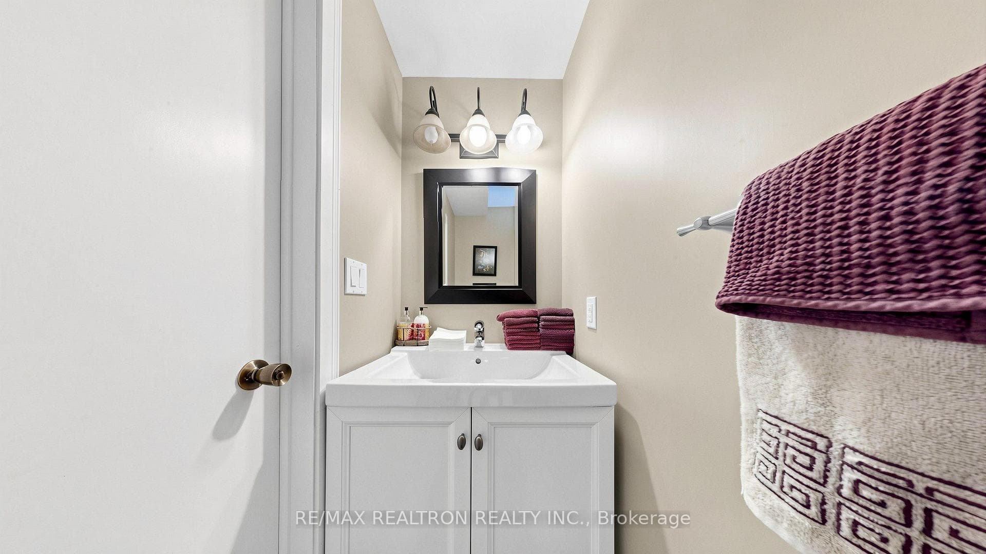 1225 Houston Drive photo 36