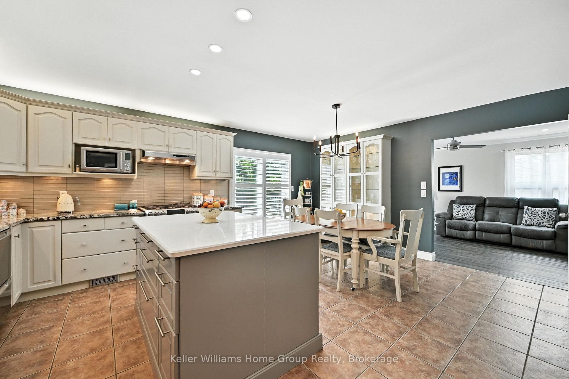 4 Glenview Avenue photo 18