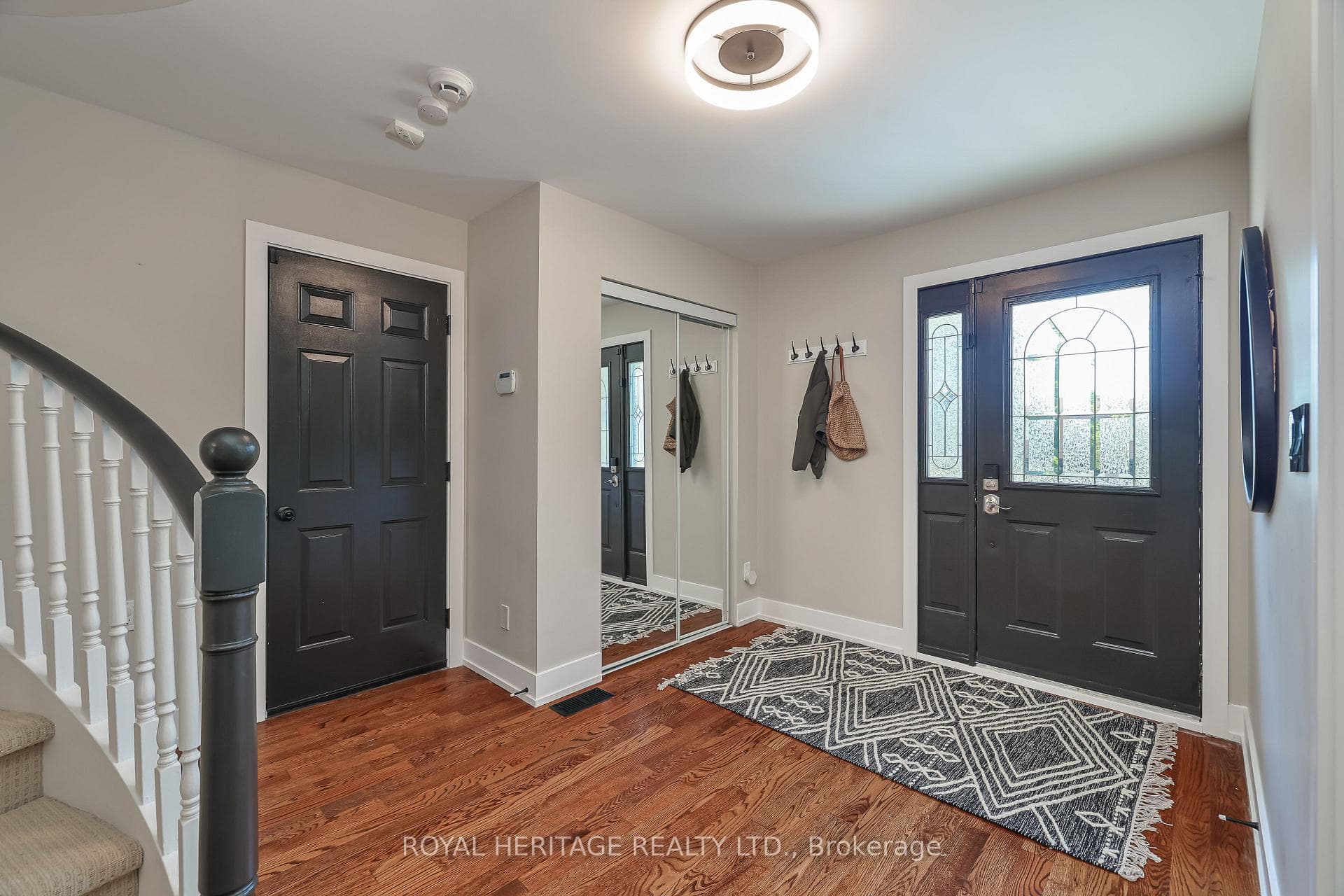 532 Powell Road photo 7