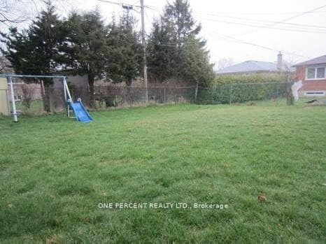 32 Caddy Drive photo 9