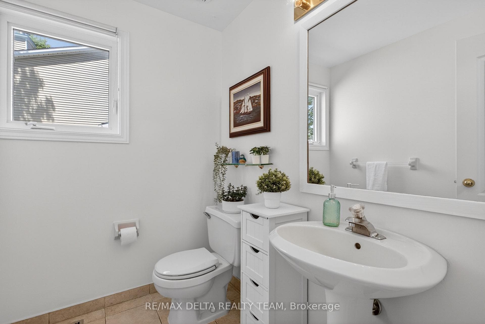 664 Thicket Way photo 16