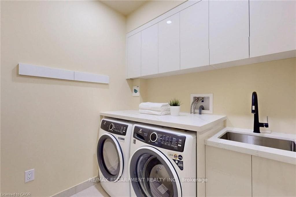 28 Dunsmore Gardens photo 38