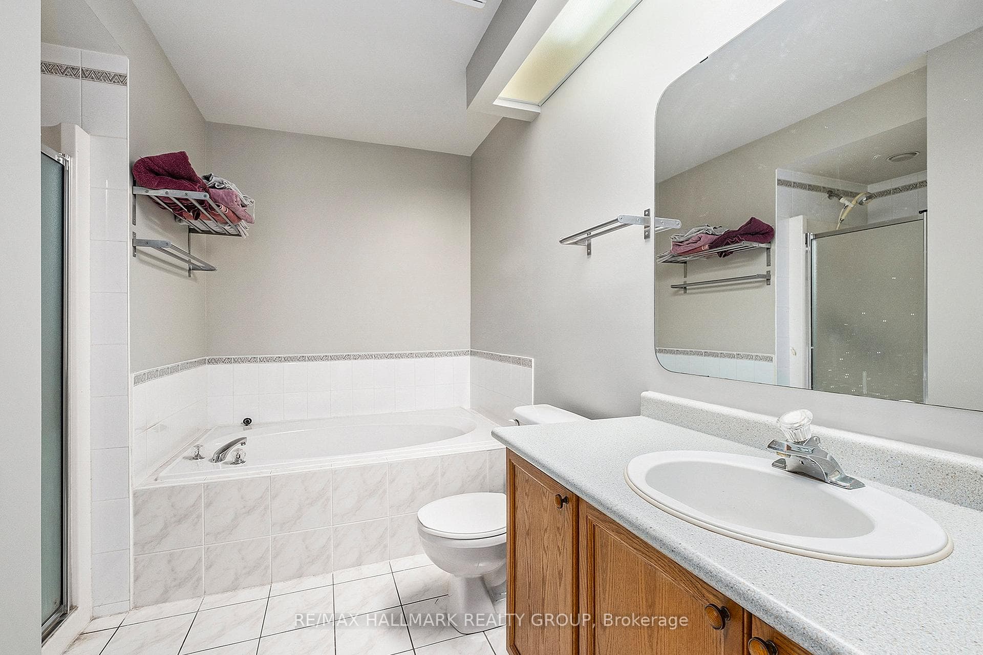 64 Grenadier Way photo 16