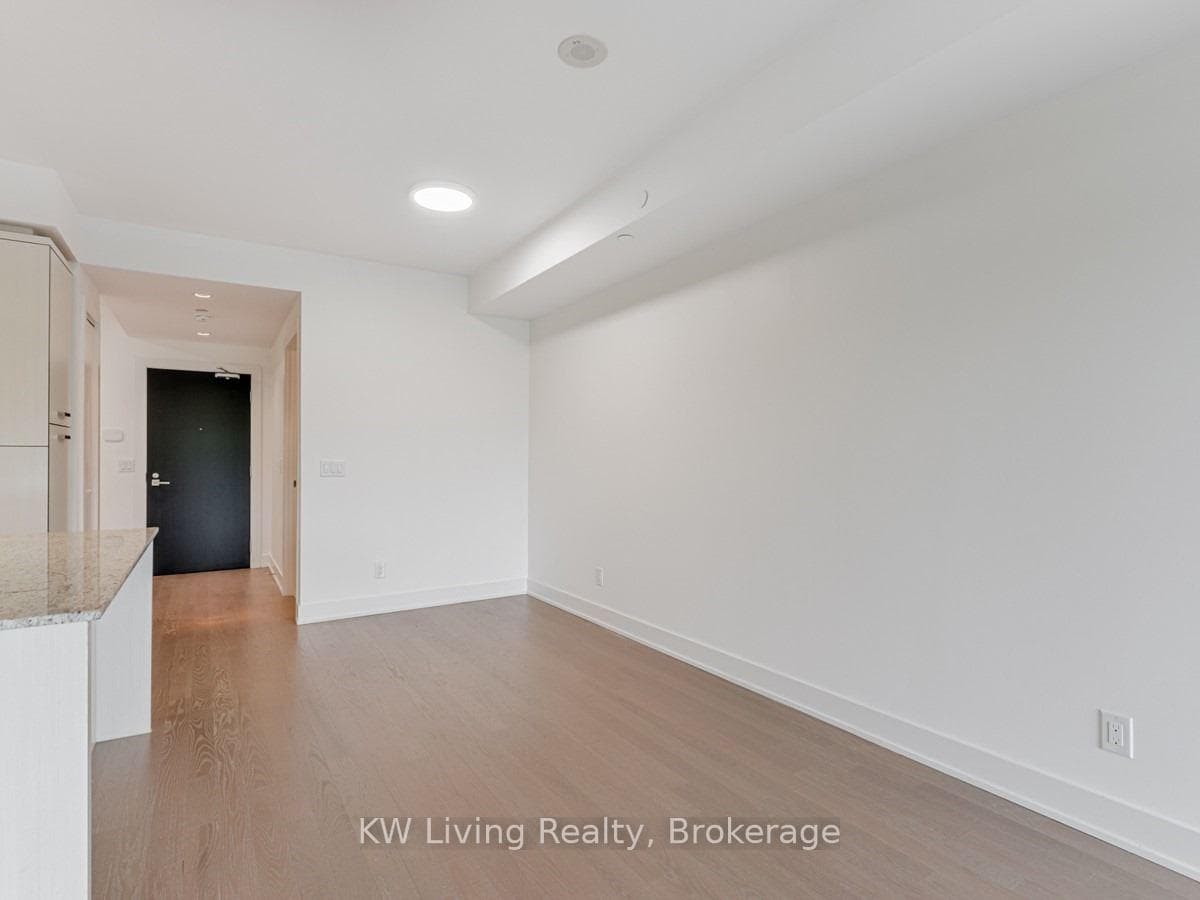 3018 Yonge Street Unit 409 photo 14