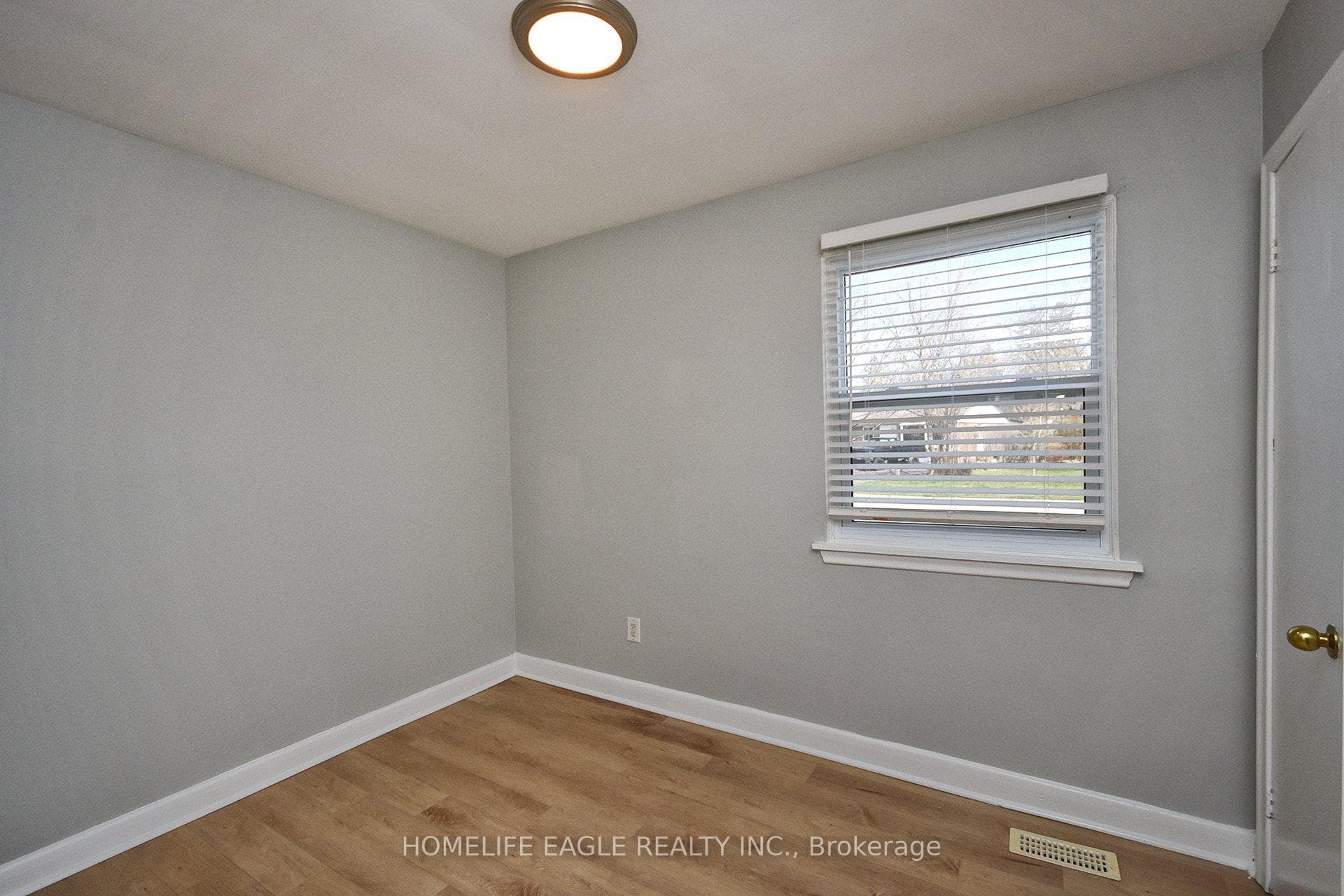 62 Hiley Avenue photo 6