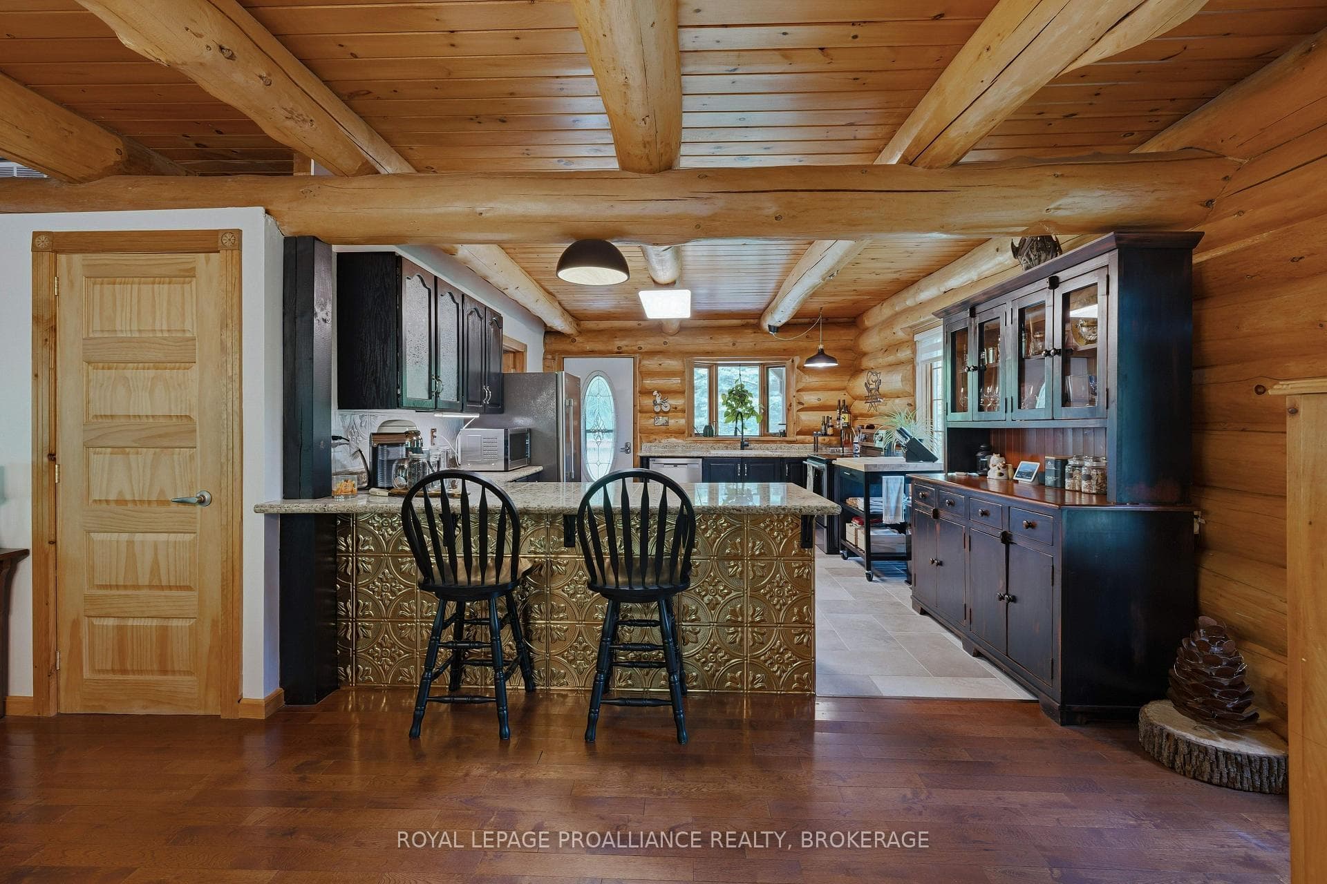156 Darlingside Drive photo 8