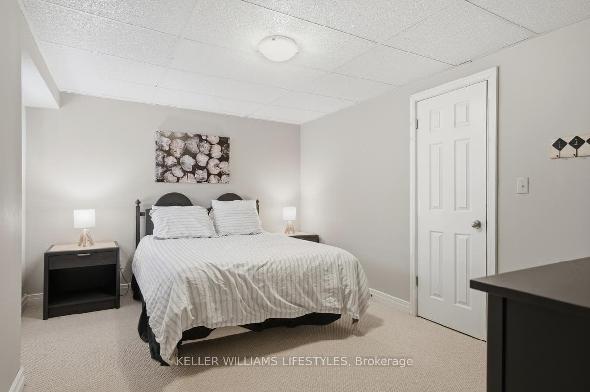 10240 Woodpark Court photo 36