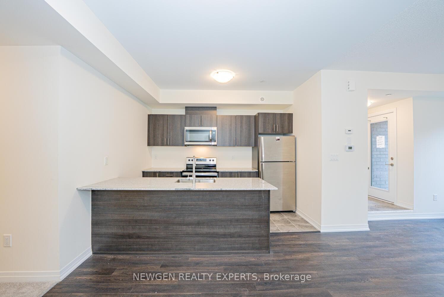 30 Liben Way Unit 5 photo 3