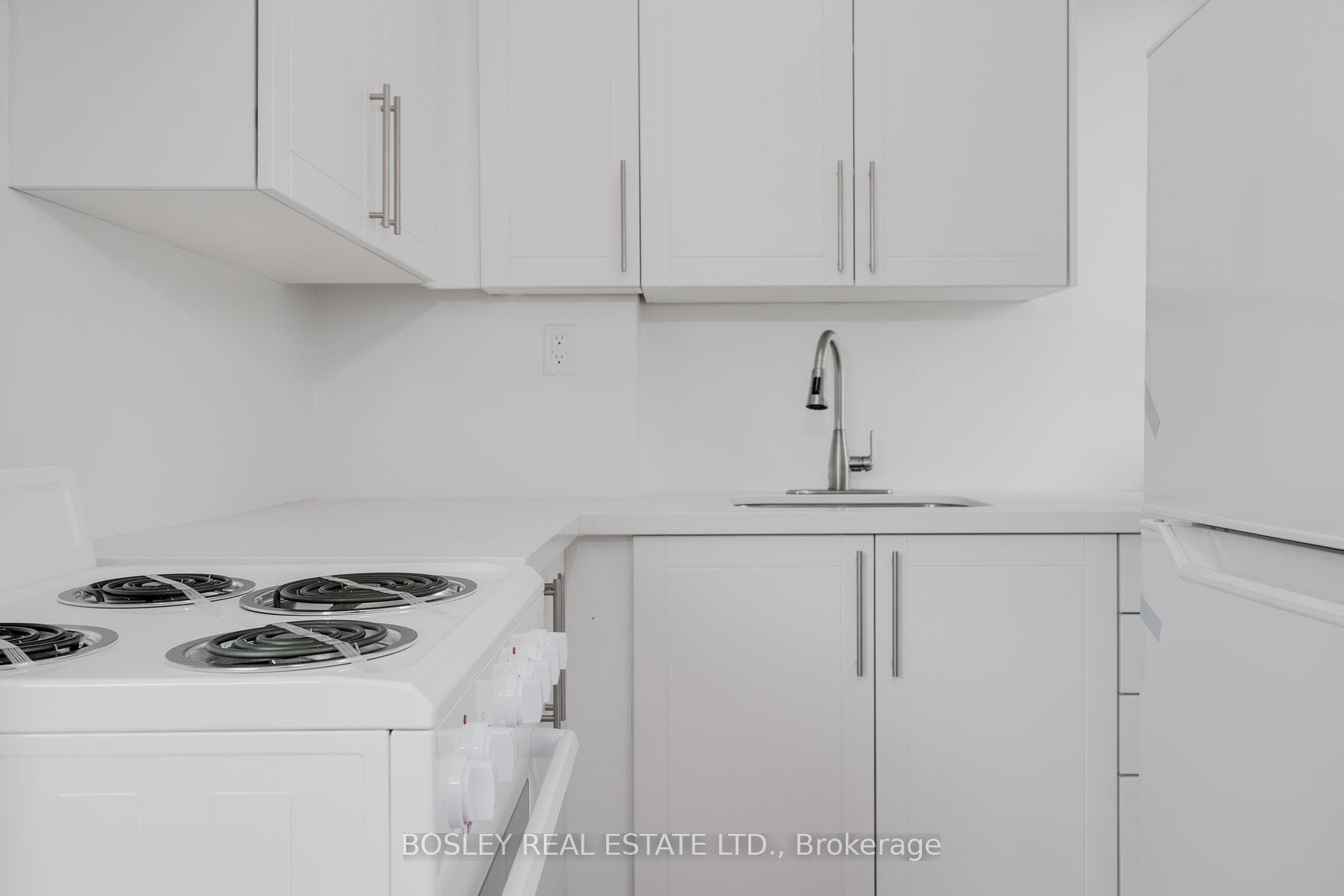 85 Lawton Boulevard Unit 210 photo 5