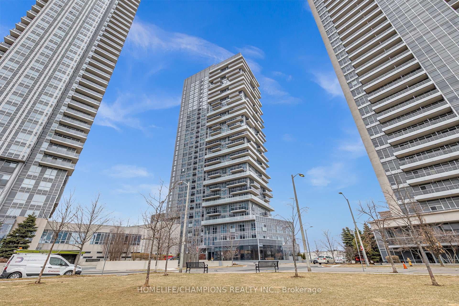 225 Village Green Square Unit PH08 photo 1