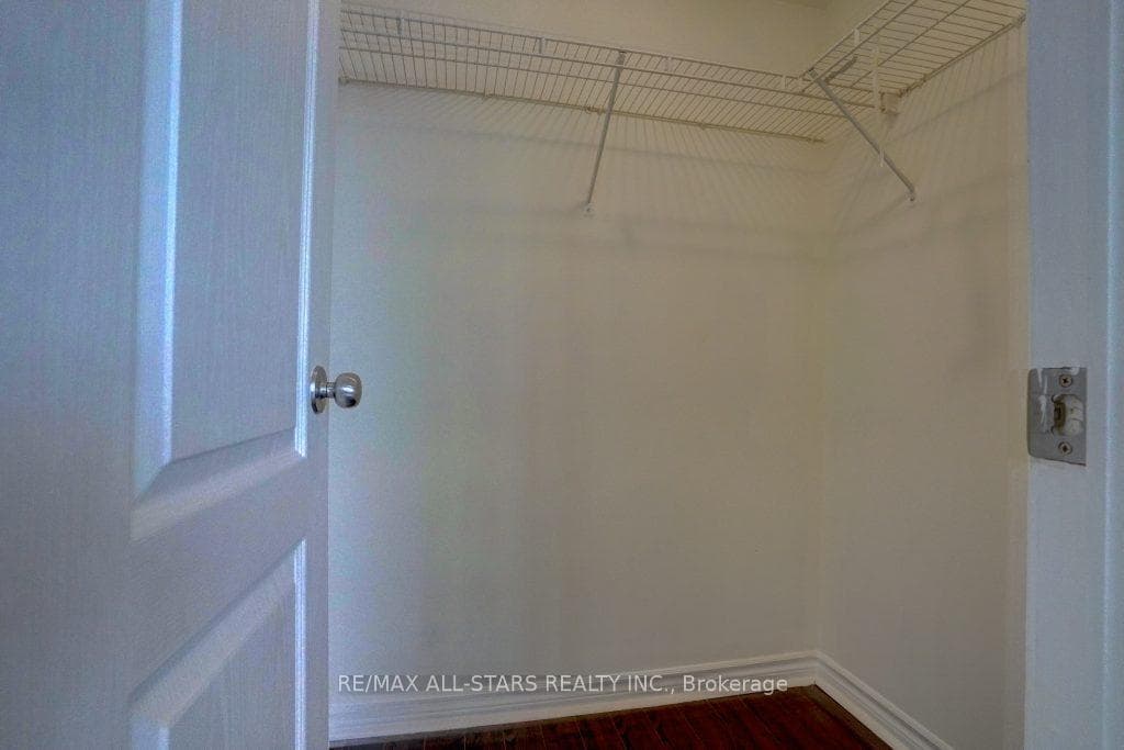 1 Rean Drive Unit 407 photo 20