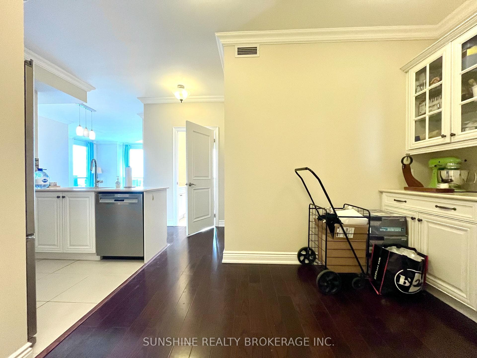 761 Bay Street Unit 3708 photo 7