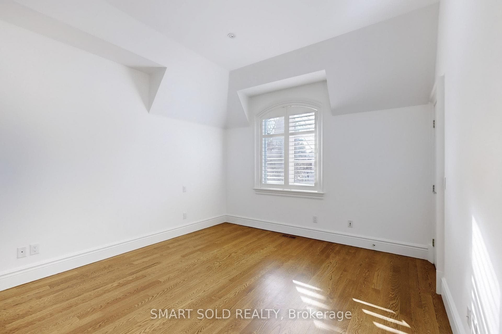 5 Pembury Avenue photo 35