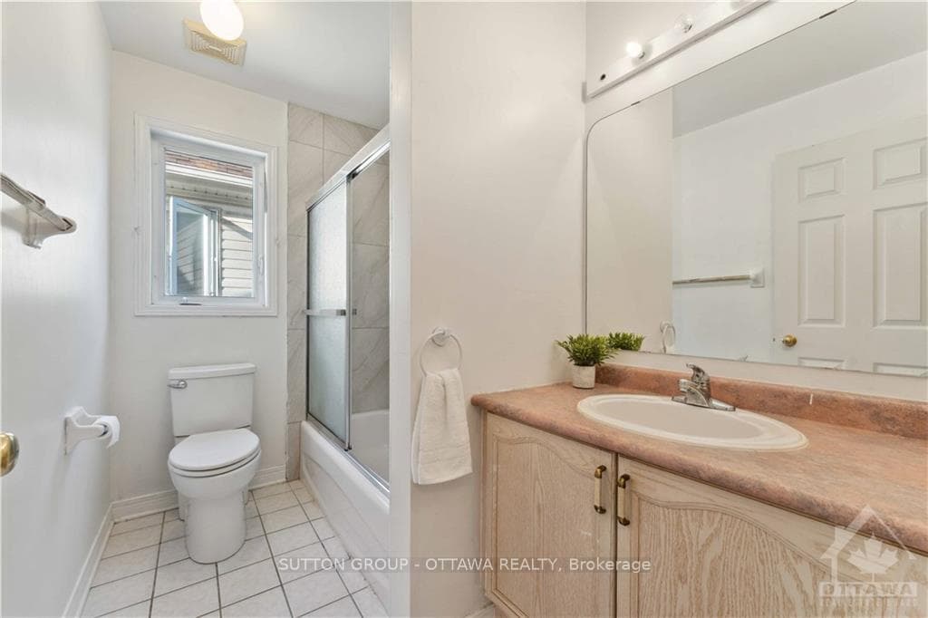 137 SHIRLEY'S BROOK Drive photo 28