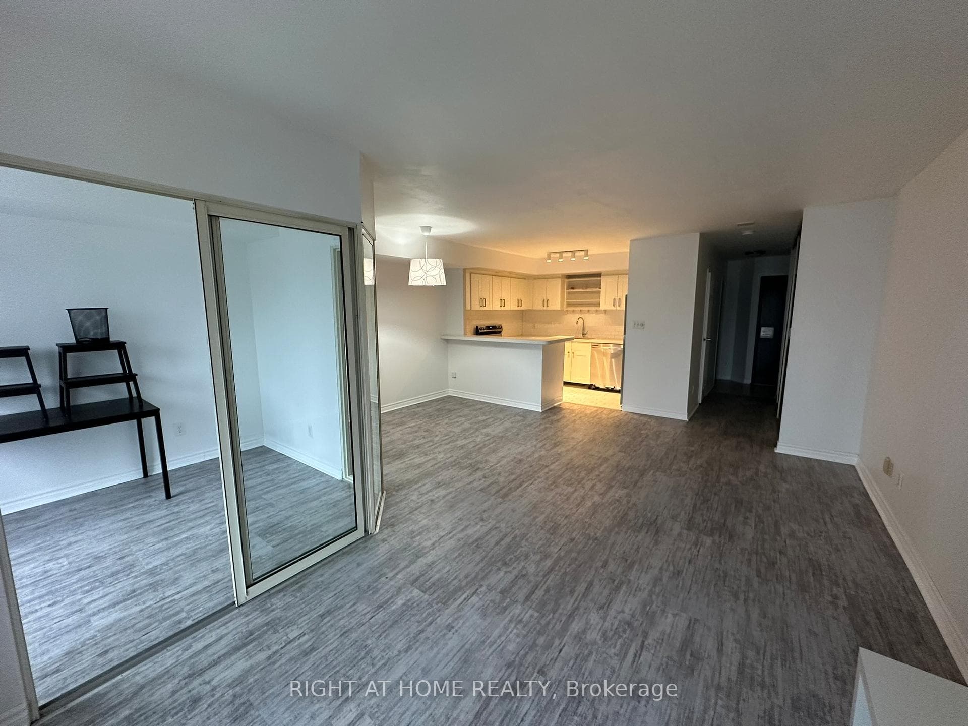 25 THE ESPLANADE N/A Unit 2912 photo 12
