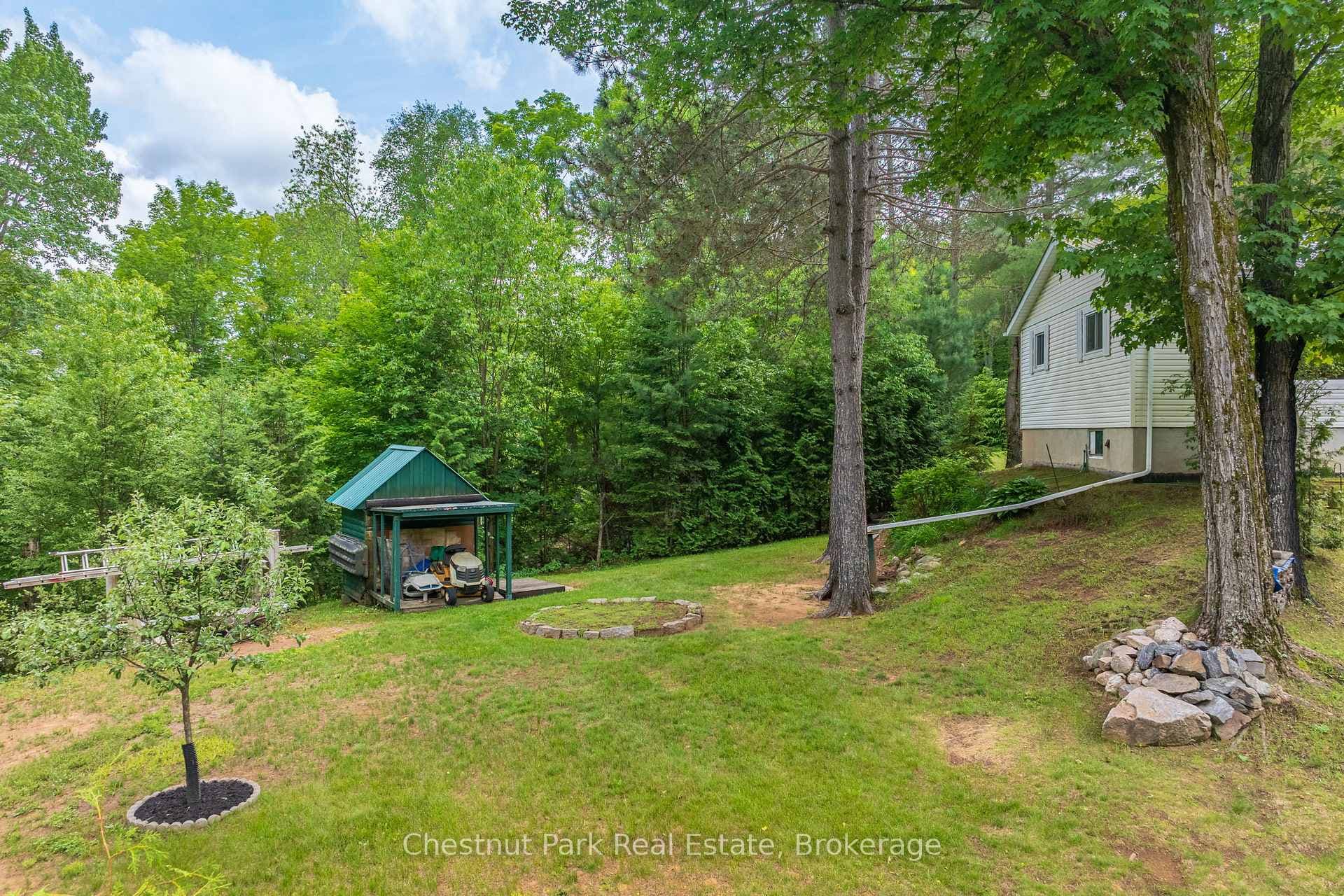379 Gables Road photo 37
