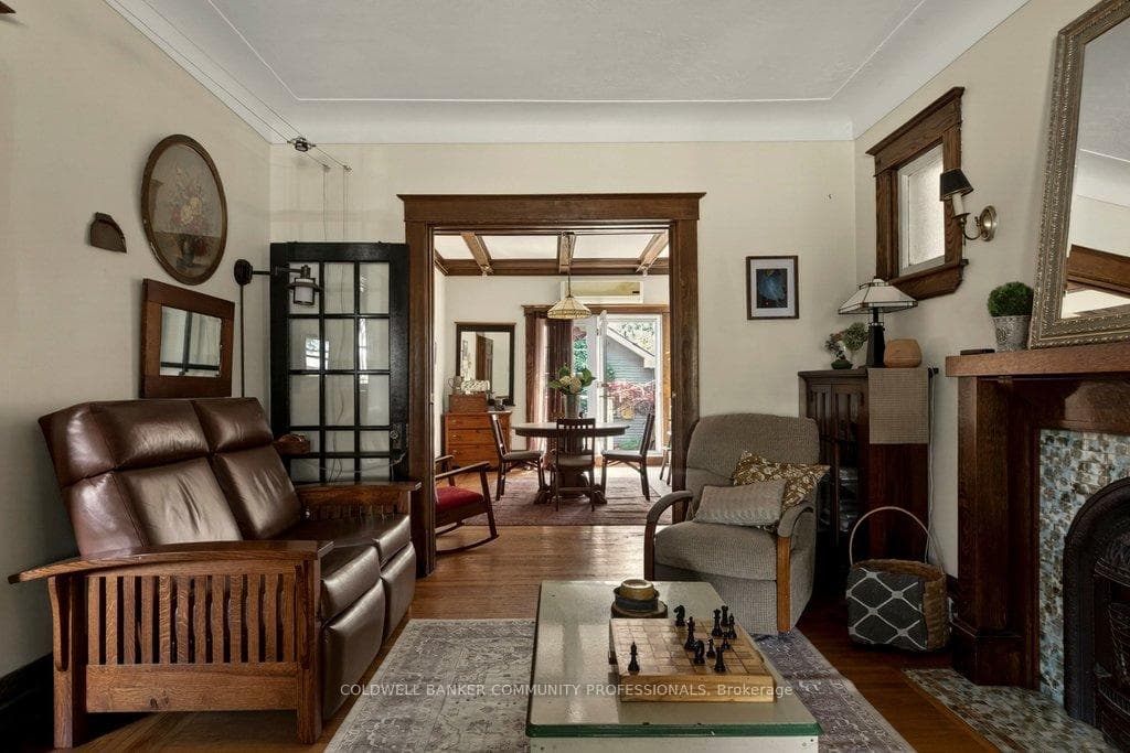 111 Spadina Avenue photo 10