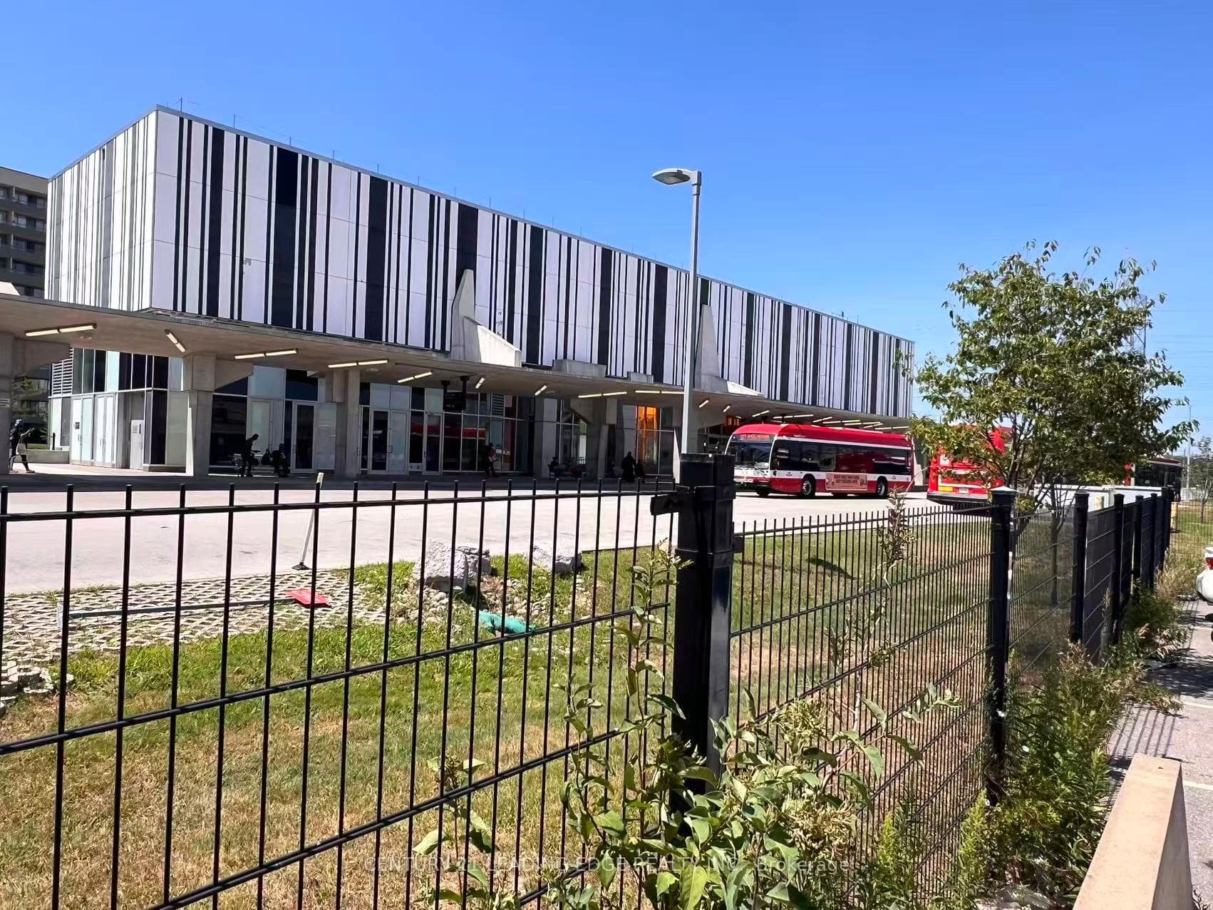 1300 Finch Avenue Unit 31& 32 photo 16
