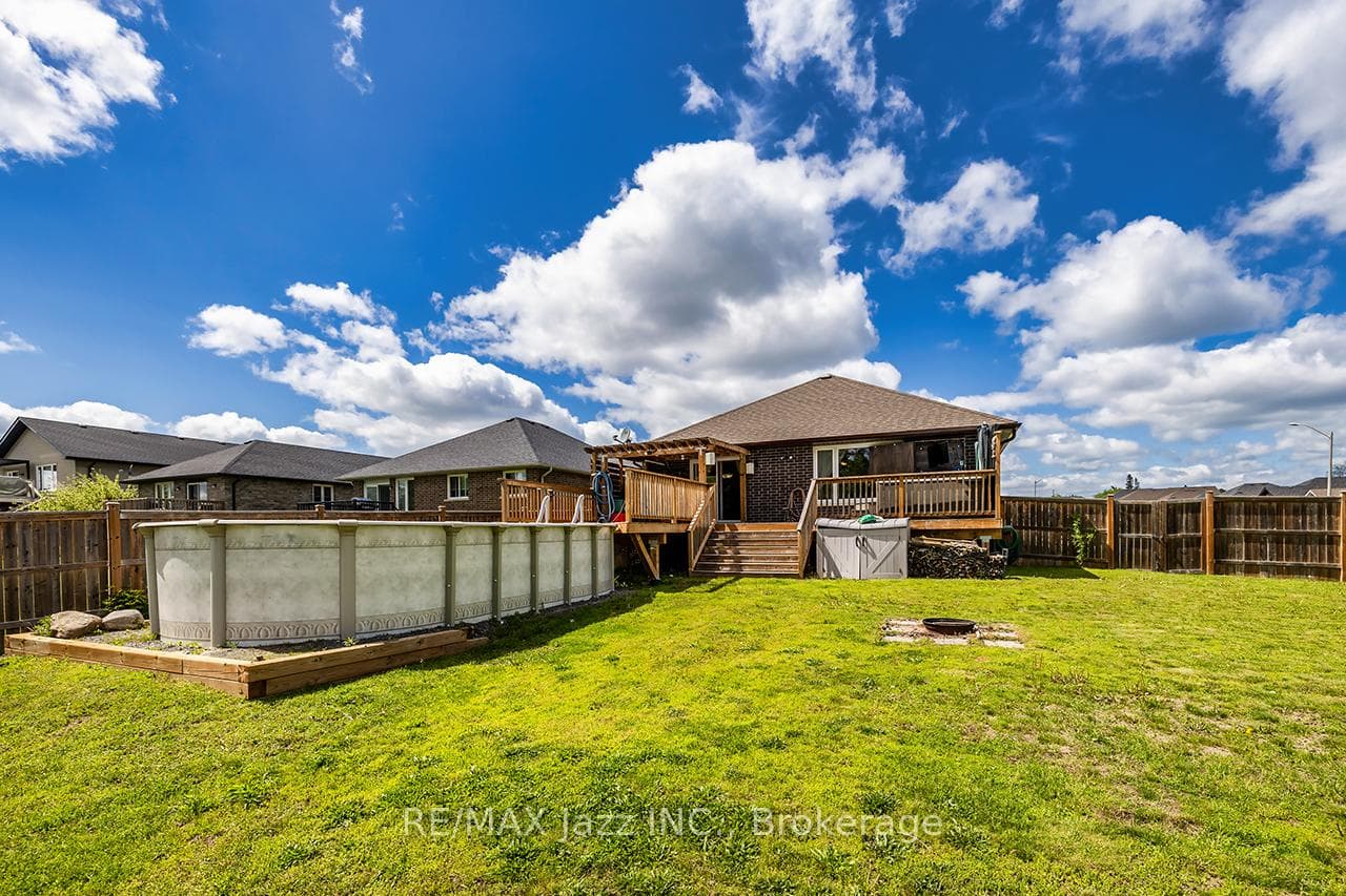 1 MILLPOND Lane photo 40