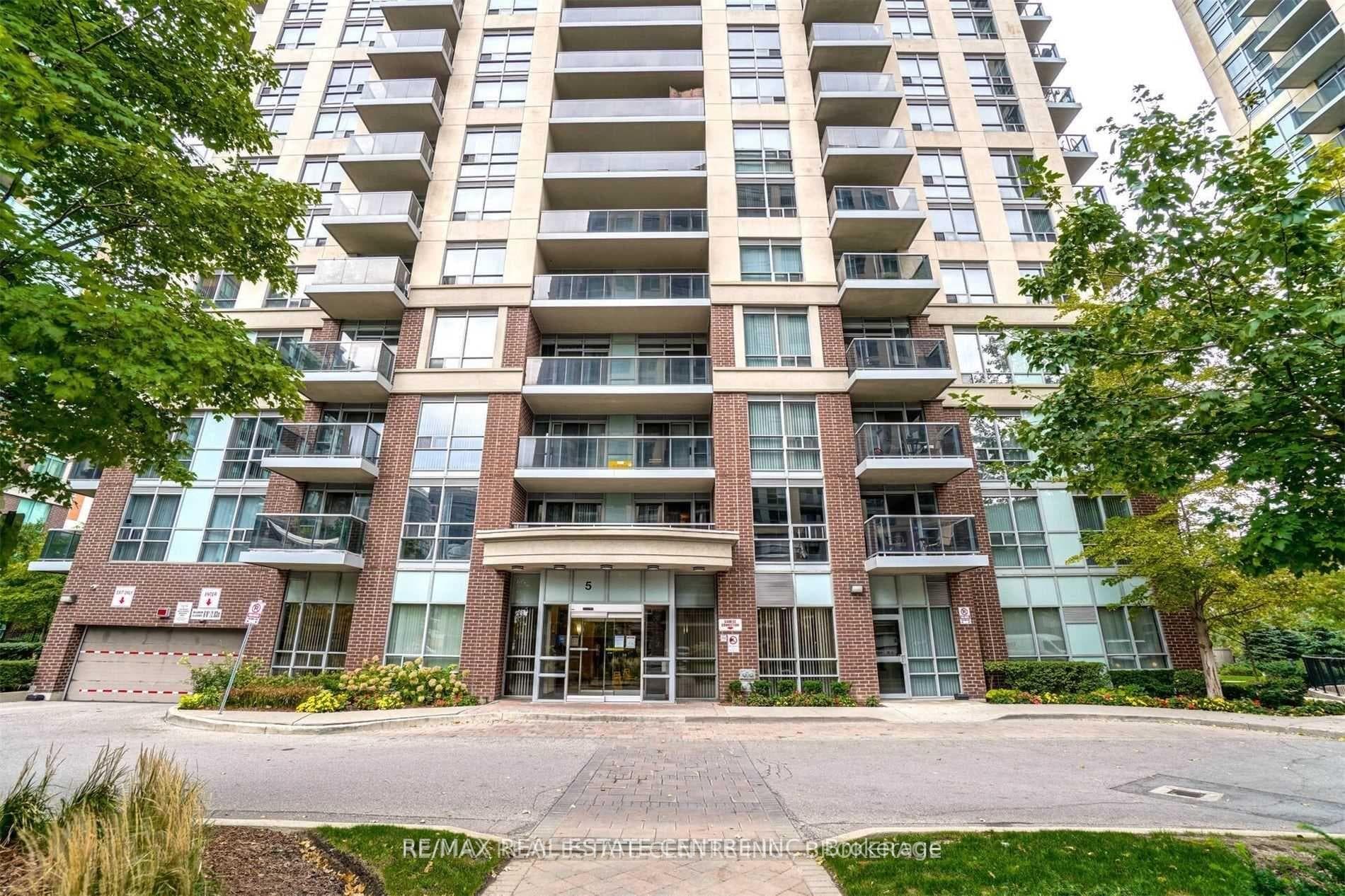 5 Michael Power Place Unit 705 photo 18