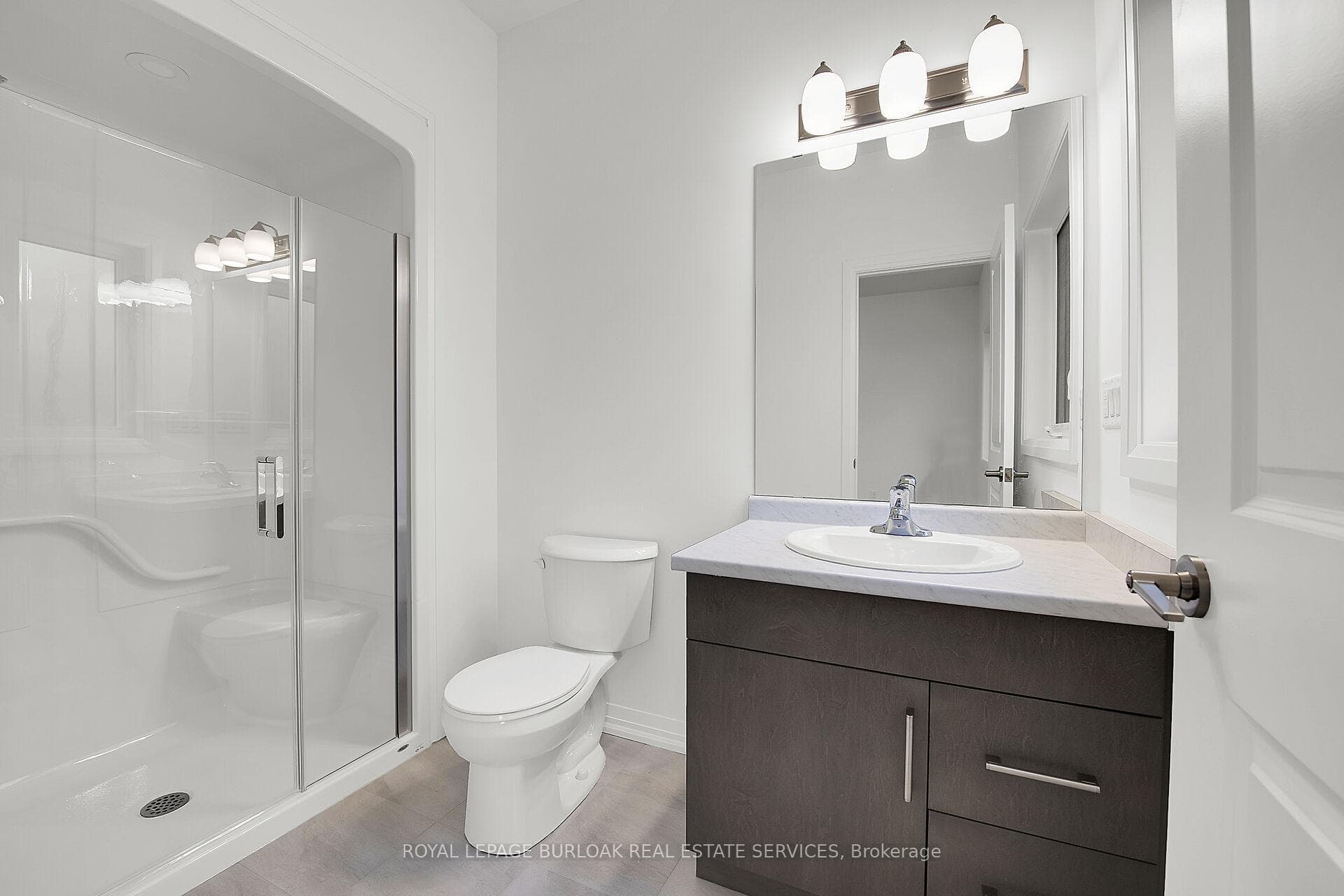35 Willson Drive photo 24