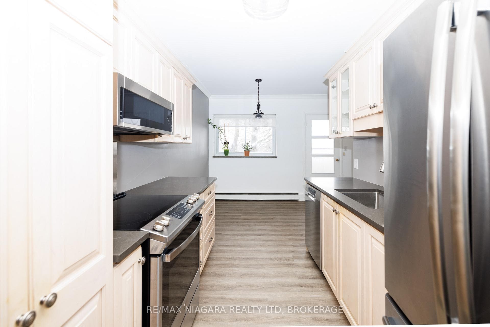 Photos from previous listing