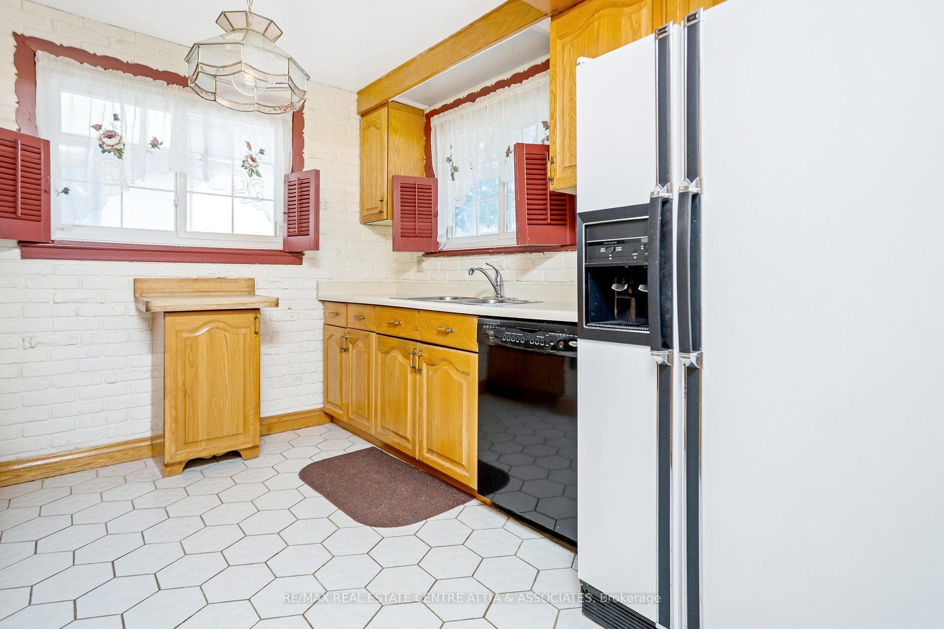 52 Shady Lane Crescent photo 17