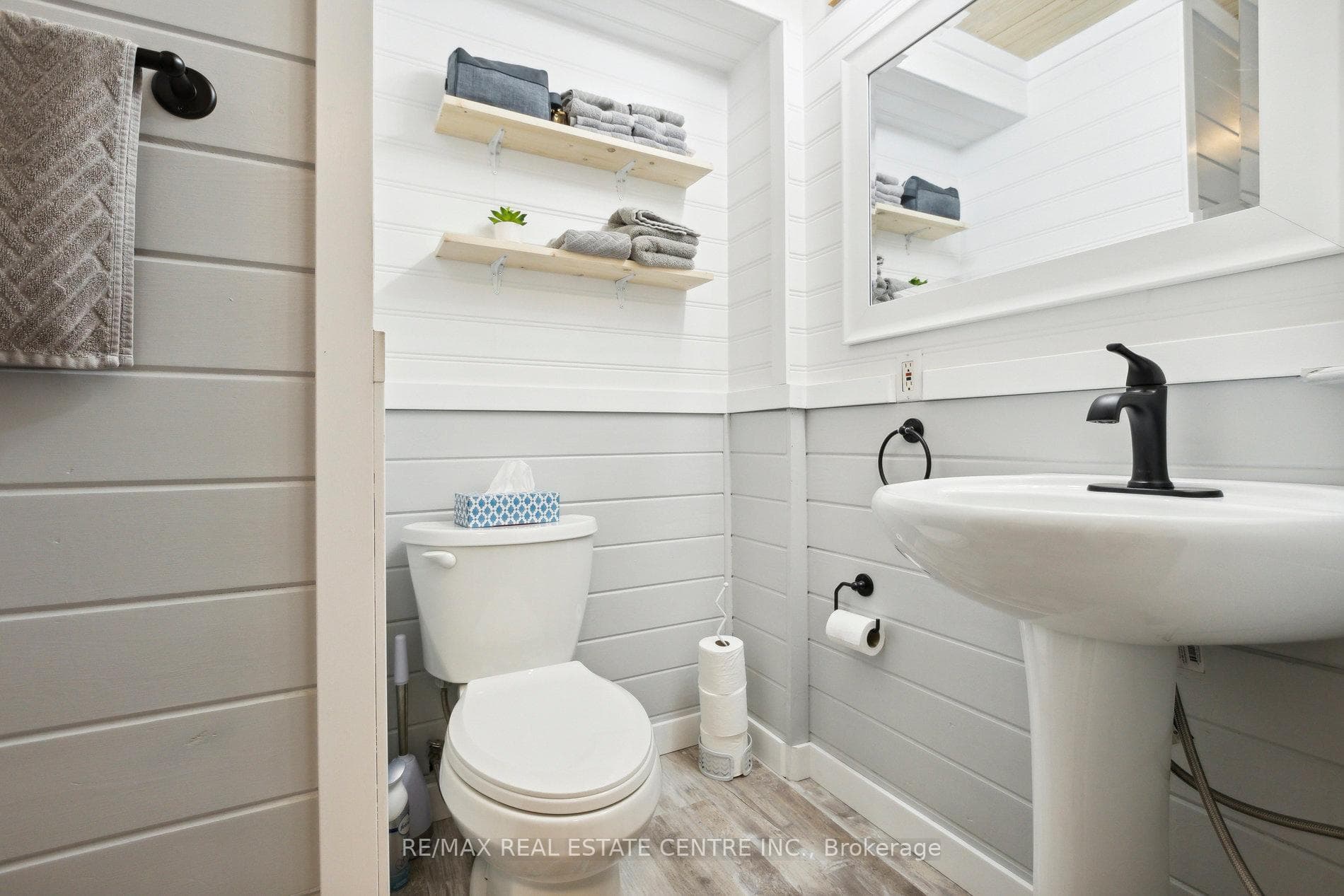 118 Imperial Road photo 32