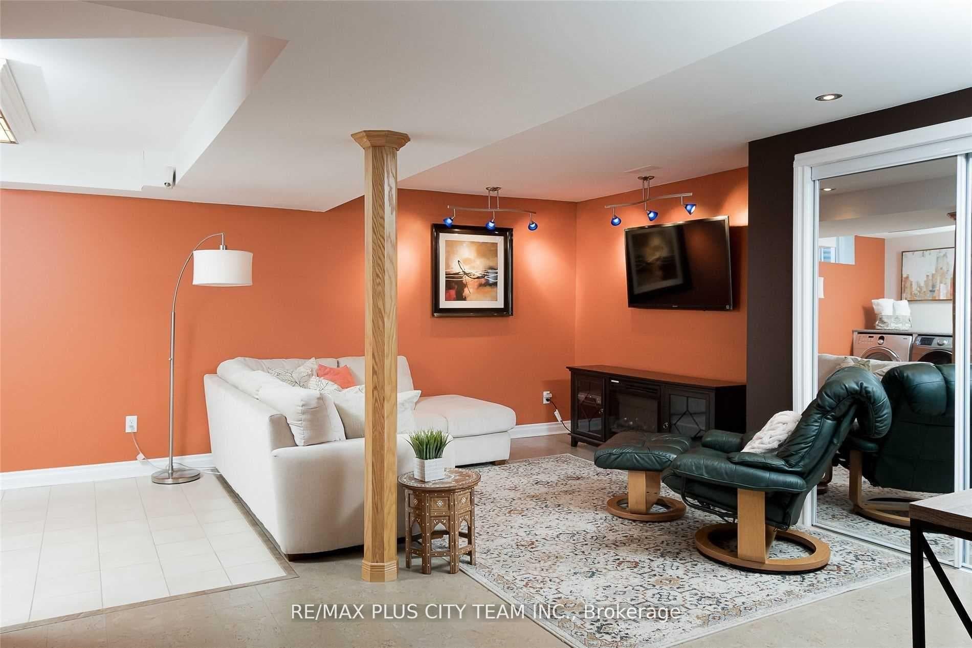 50 Dawson Crescent photo 24