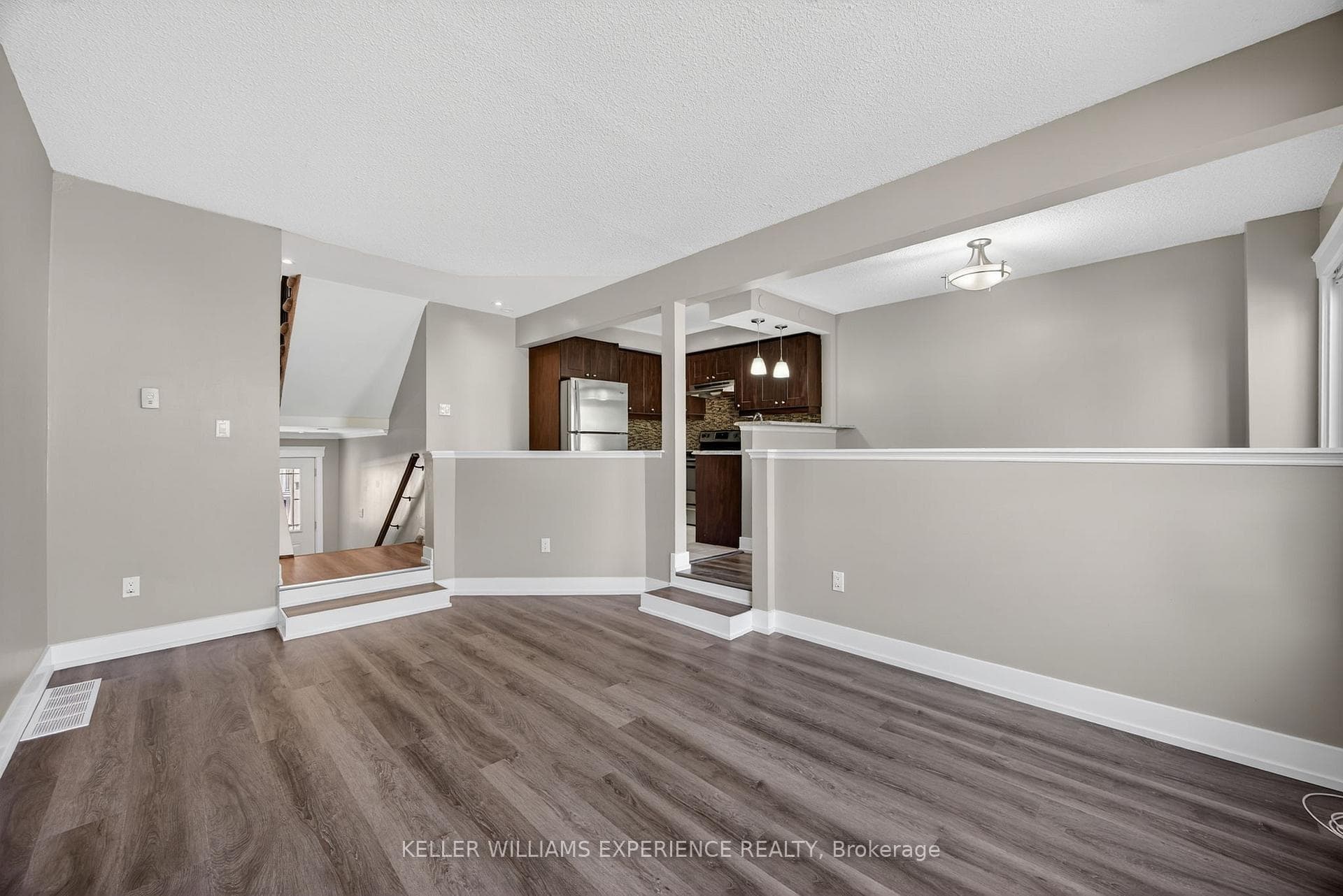 12 LANKIN Boulevard Unit #22 photo 9