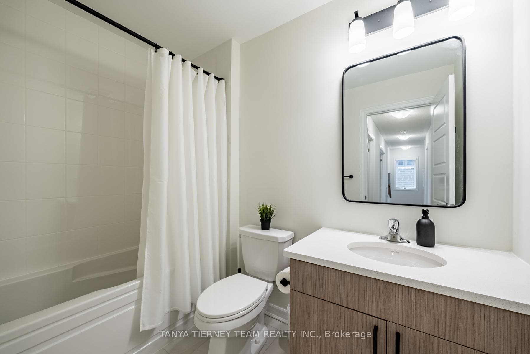 24 Lockyer Drive photo 26