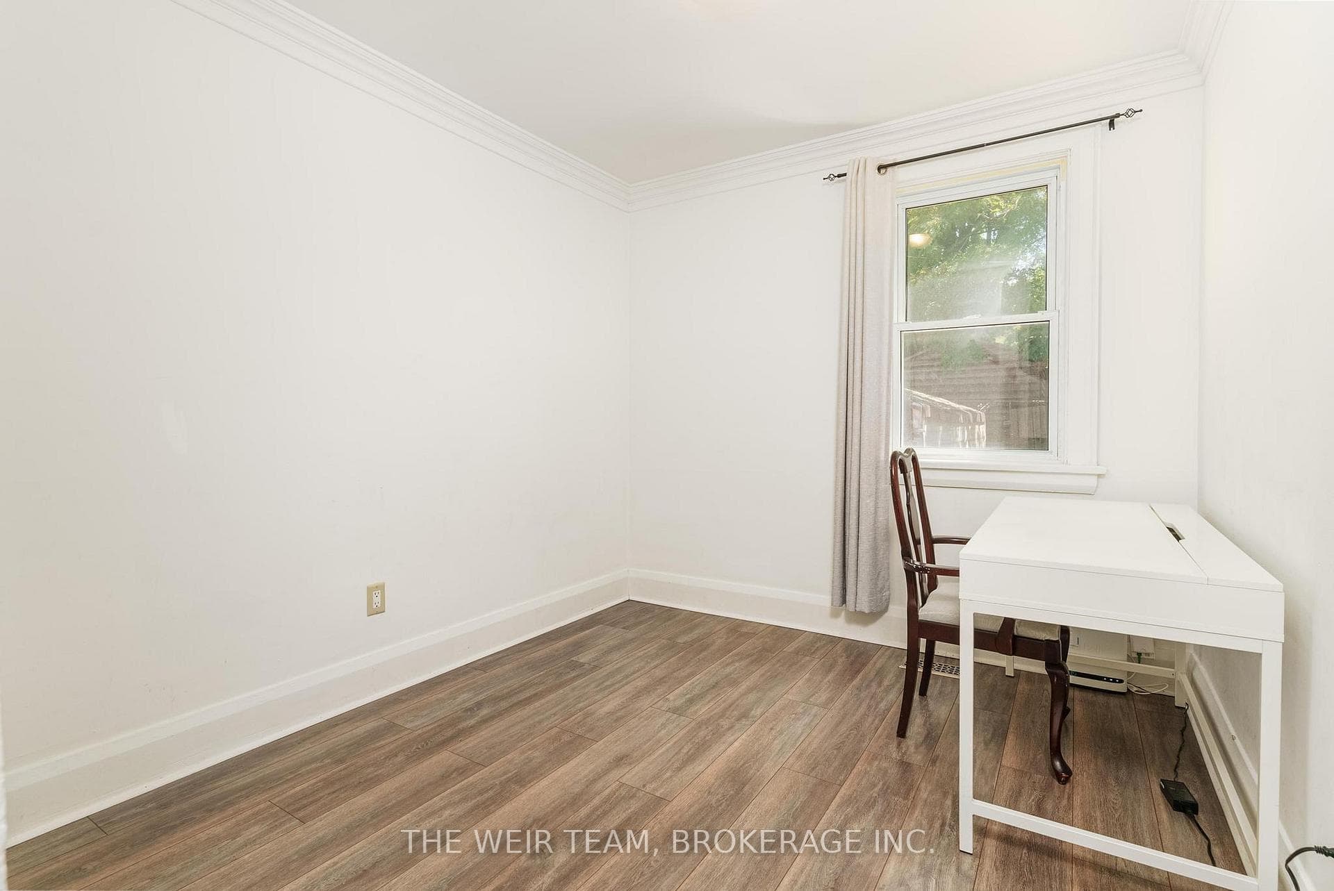 1155 Woodbine Avenue photo 18