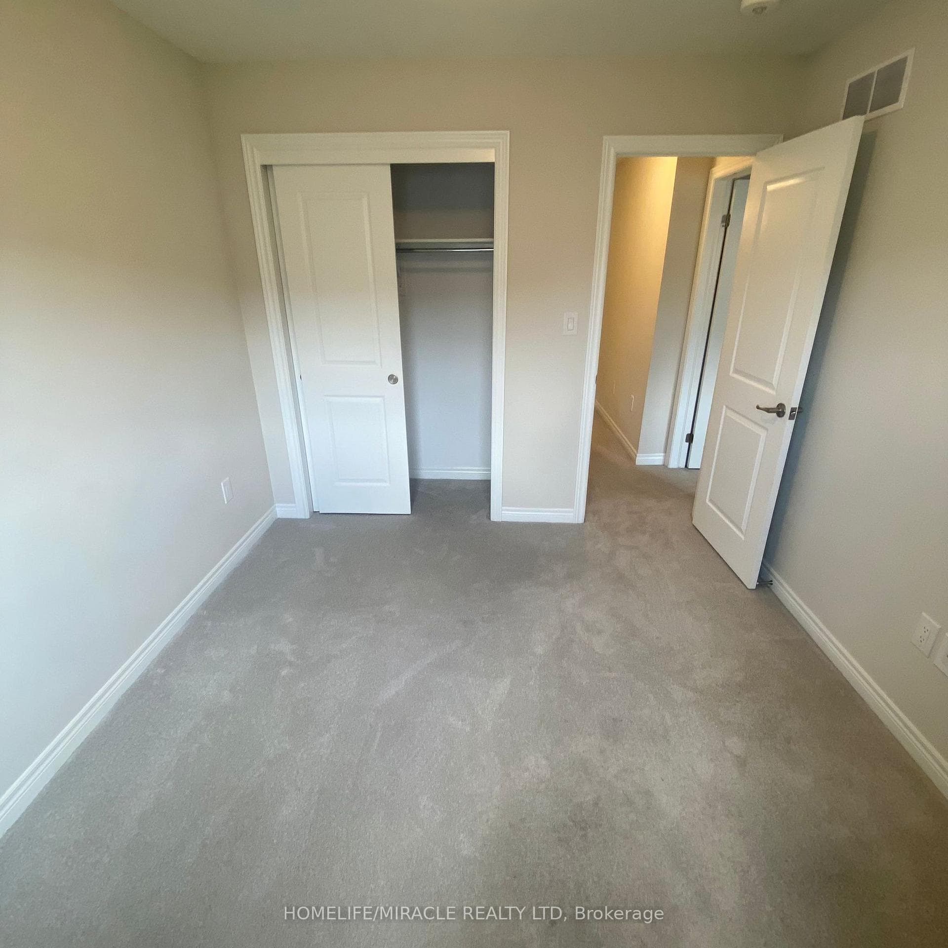 89 Sunflower Place photo 12