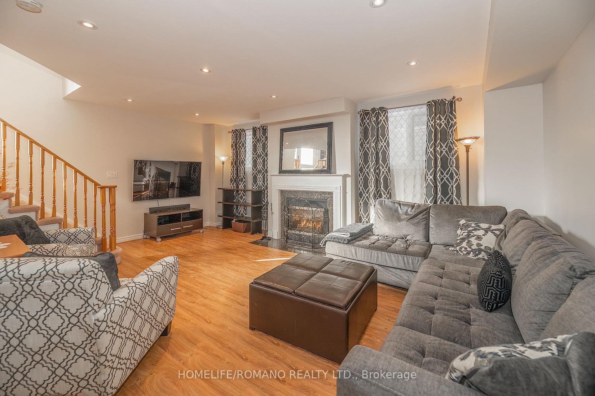 25 Bedell Crescent photo 25