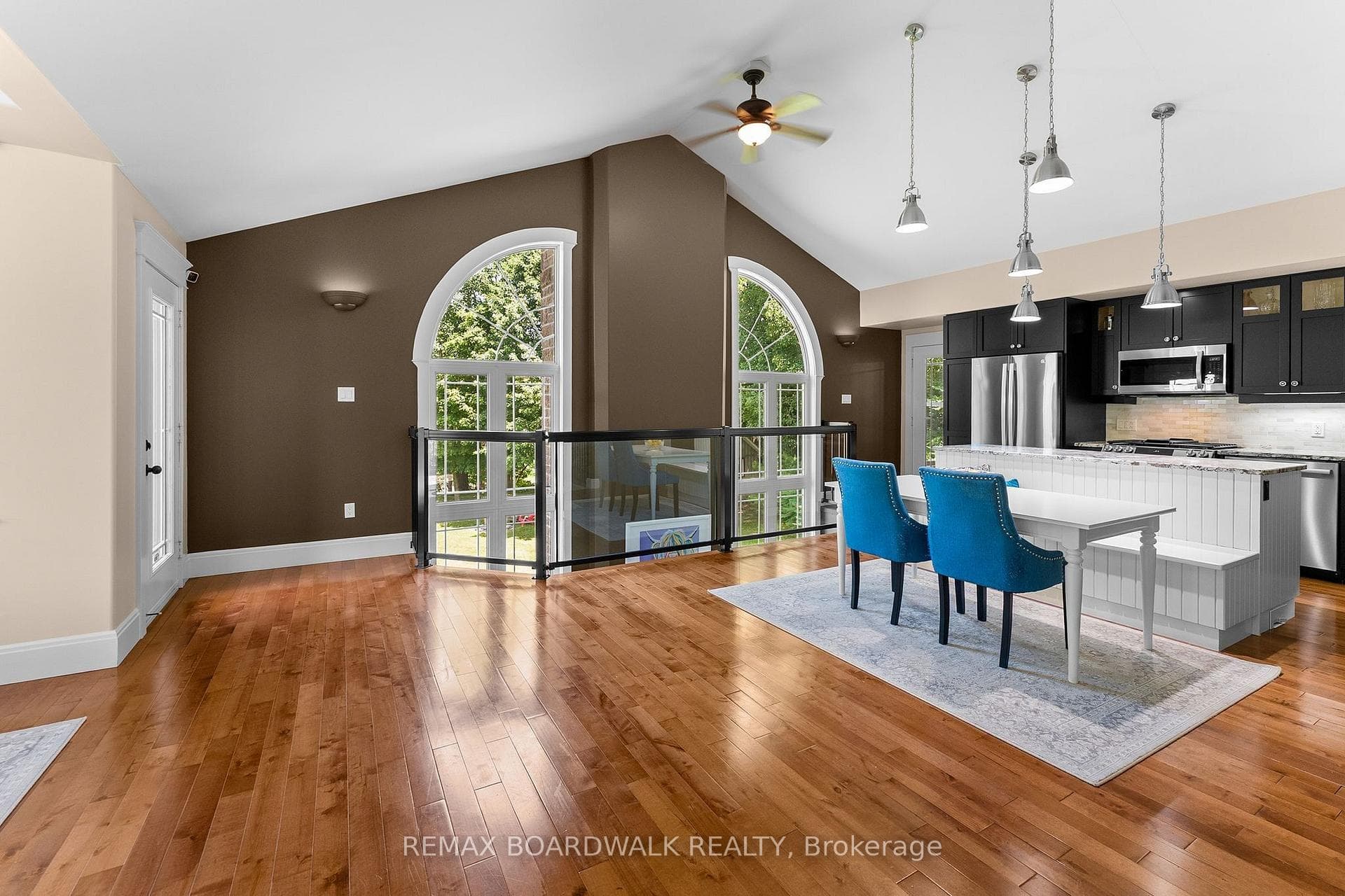 4844 Mohrs Road photo 4