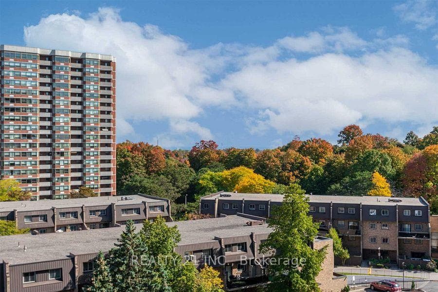 90 Ling Road Unit 810 photo 1