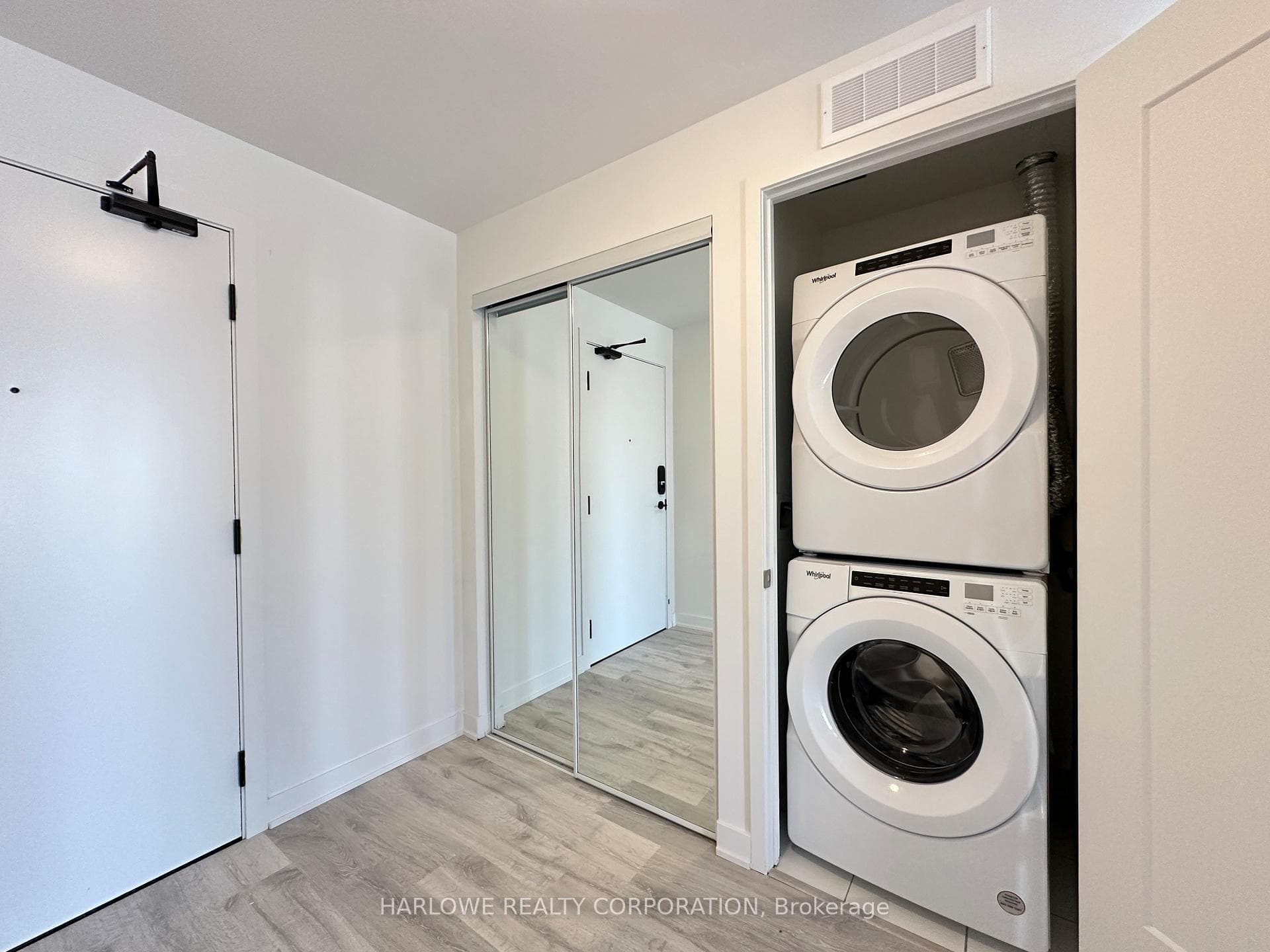 135 Lower Sherbourne Street Unit 1855 W photo 6