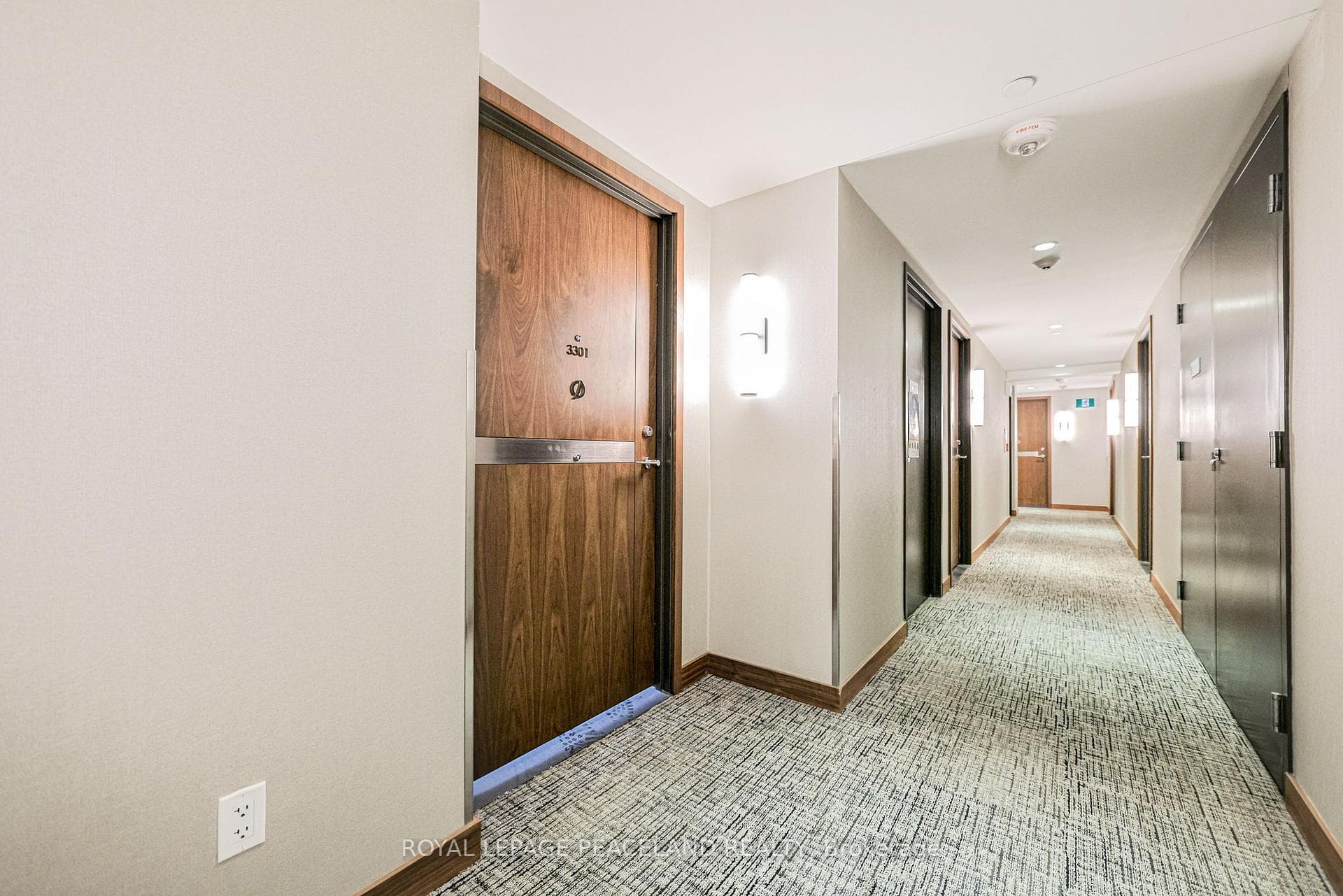 19 Bathurst Street Unit 3301 photo 13