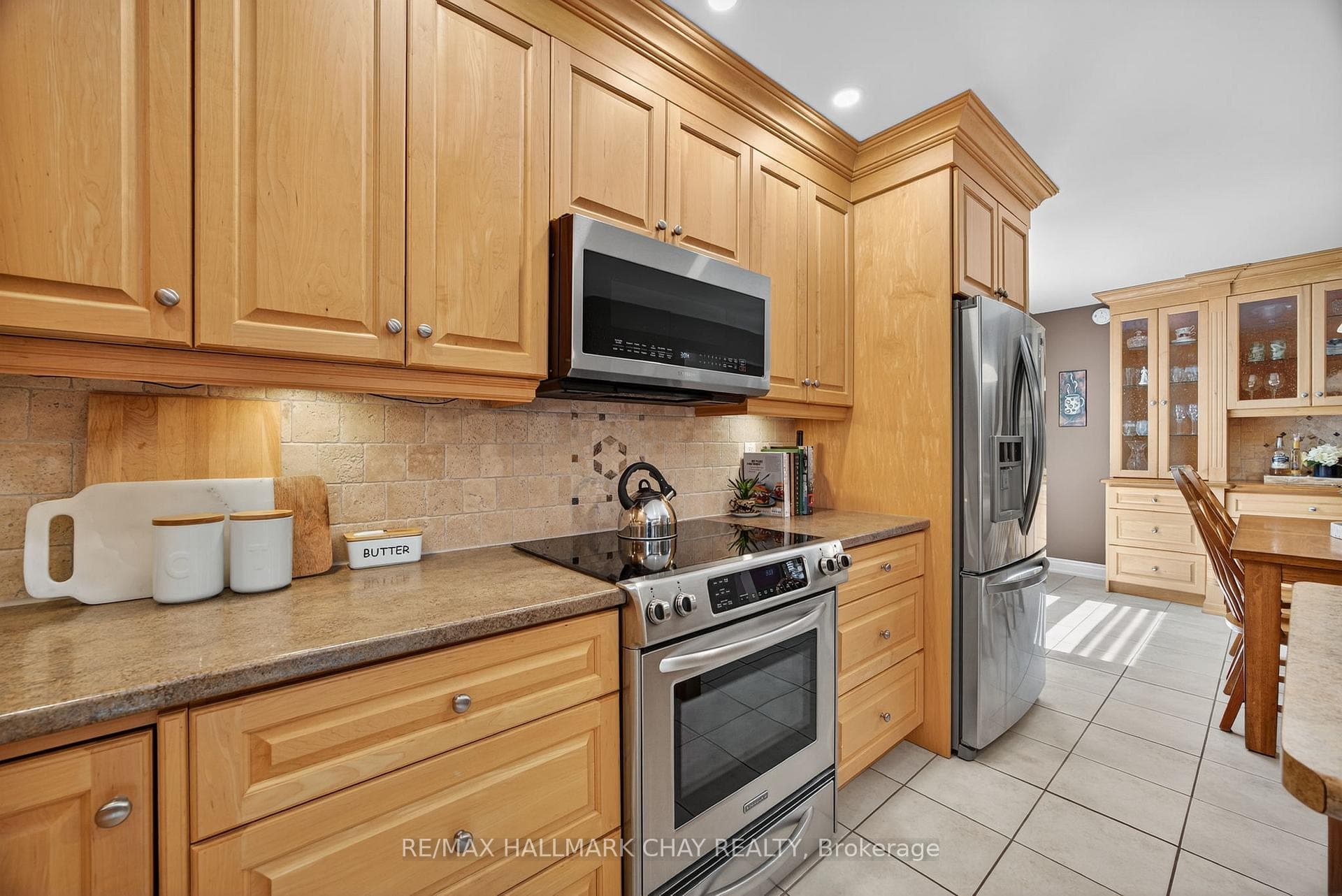 65 McDougall Drive photo 6