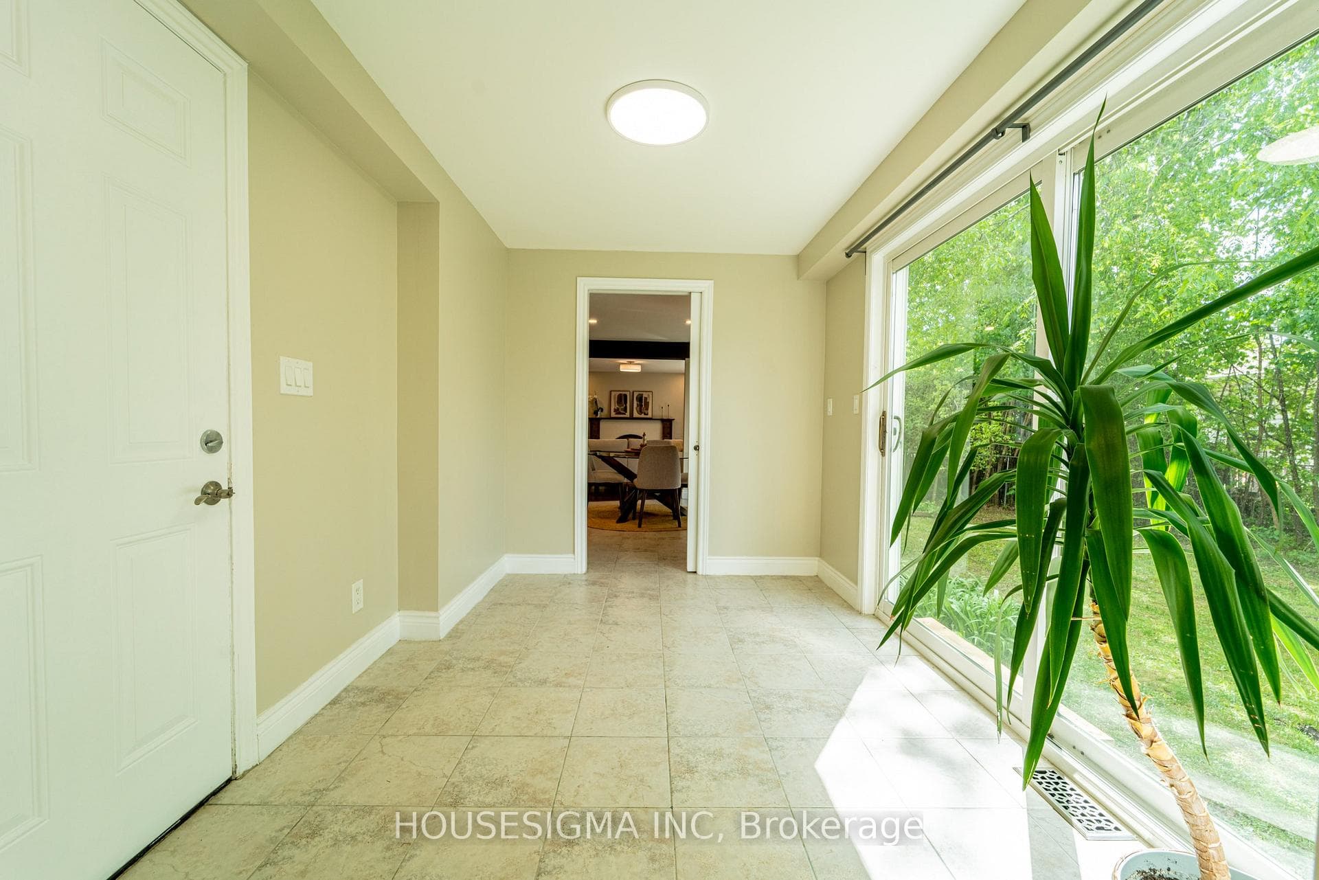 2032 Kings Grove Crescent photo 19
