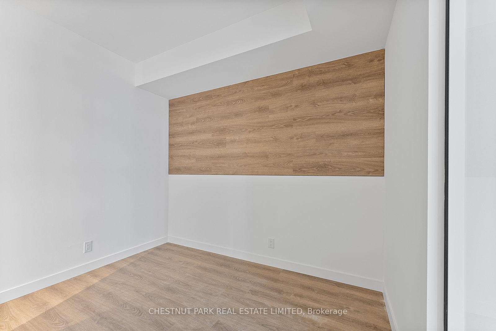 1050 Eastern Avenue Unit 403 photo 16