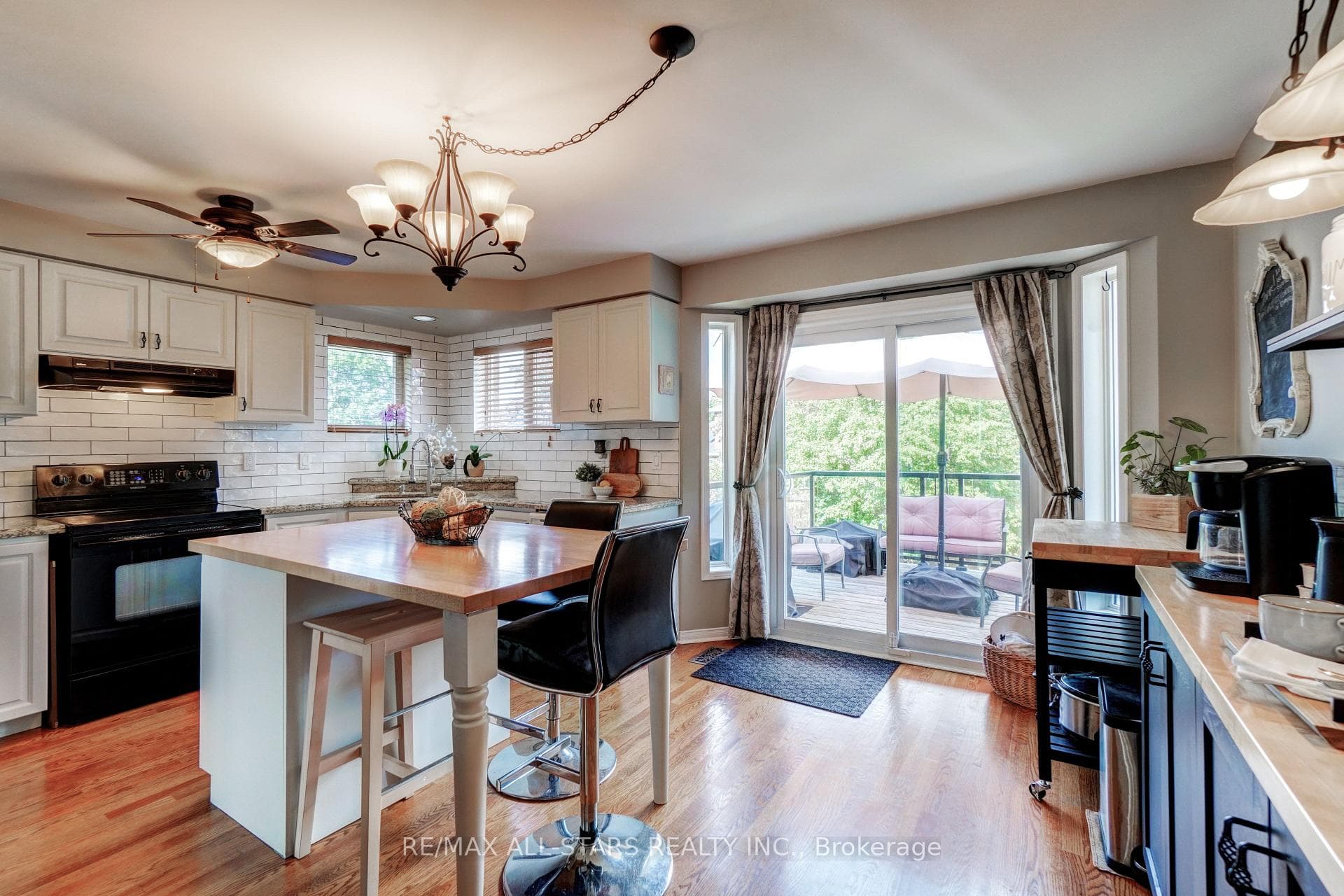 29 Fourth Avenue photo 10