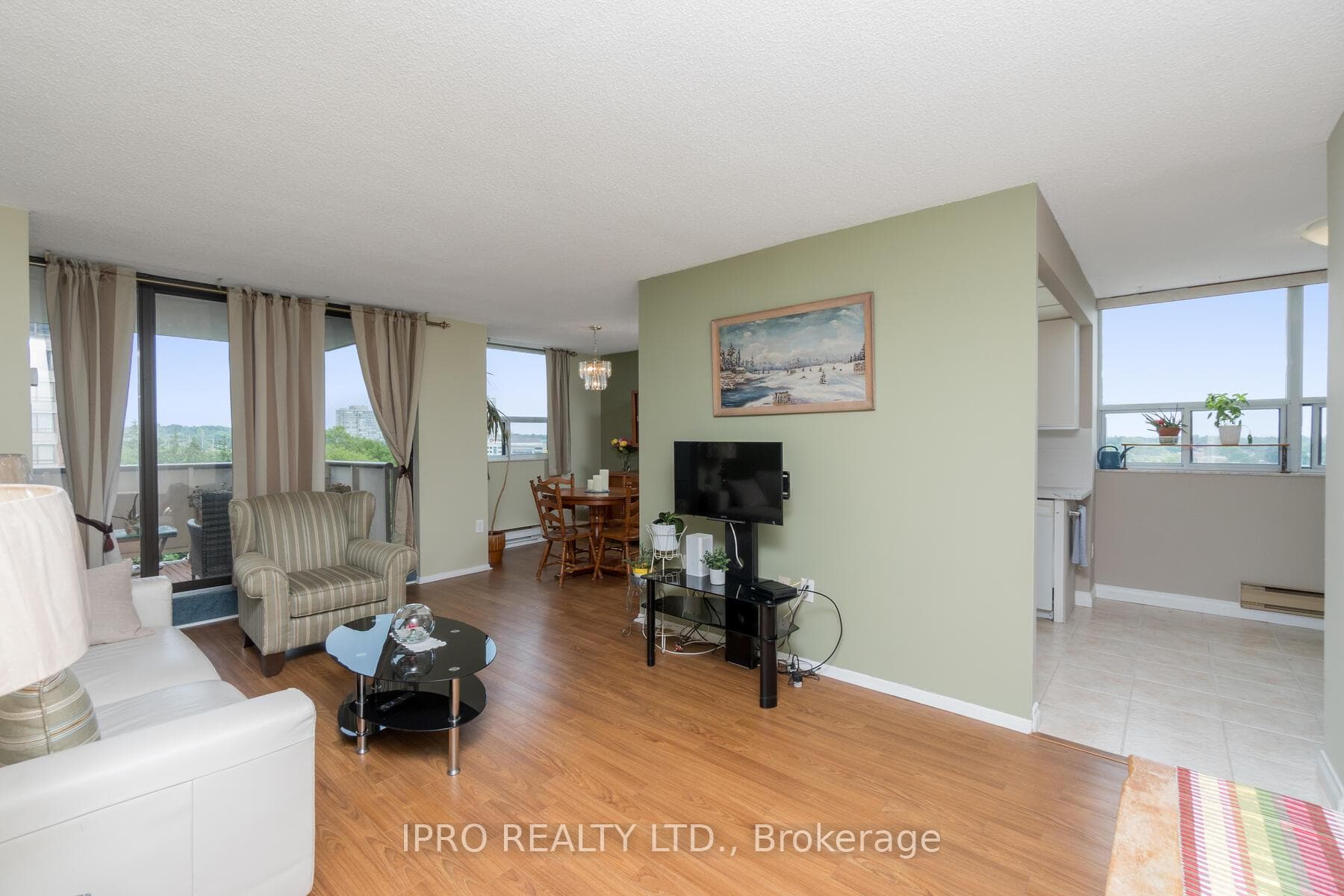 3 Lisa Street Unit 709 photo 4