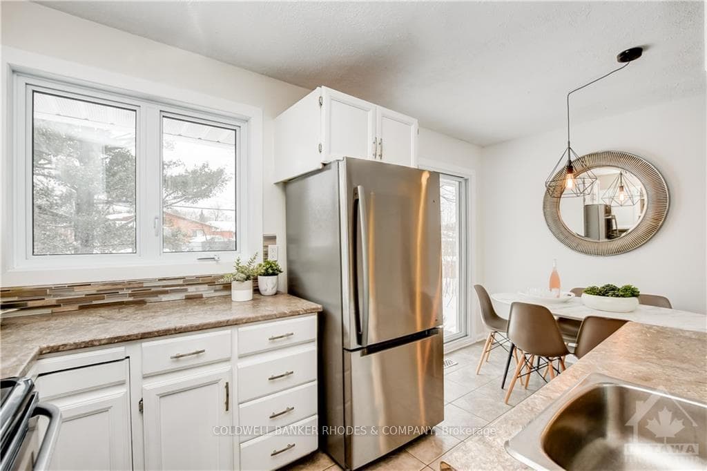 2160 MONTEITH Street photo 13