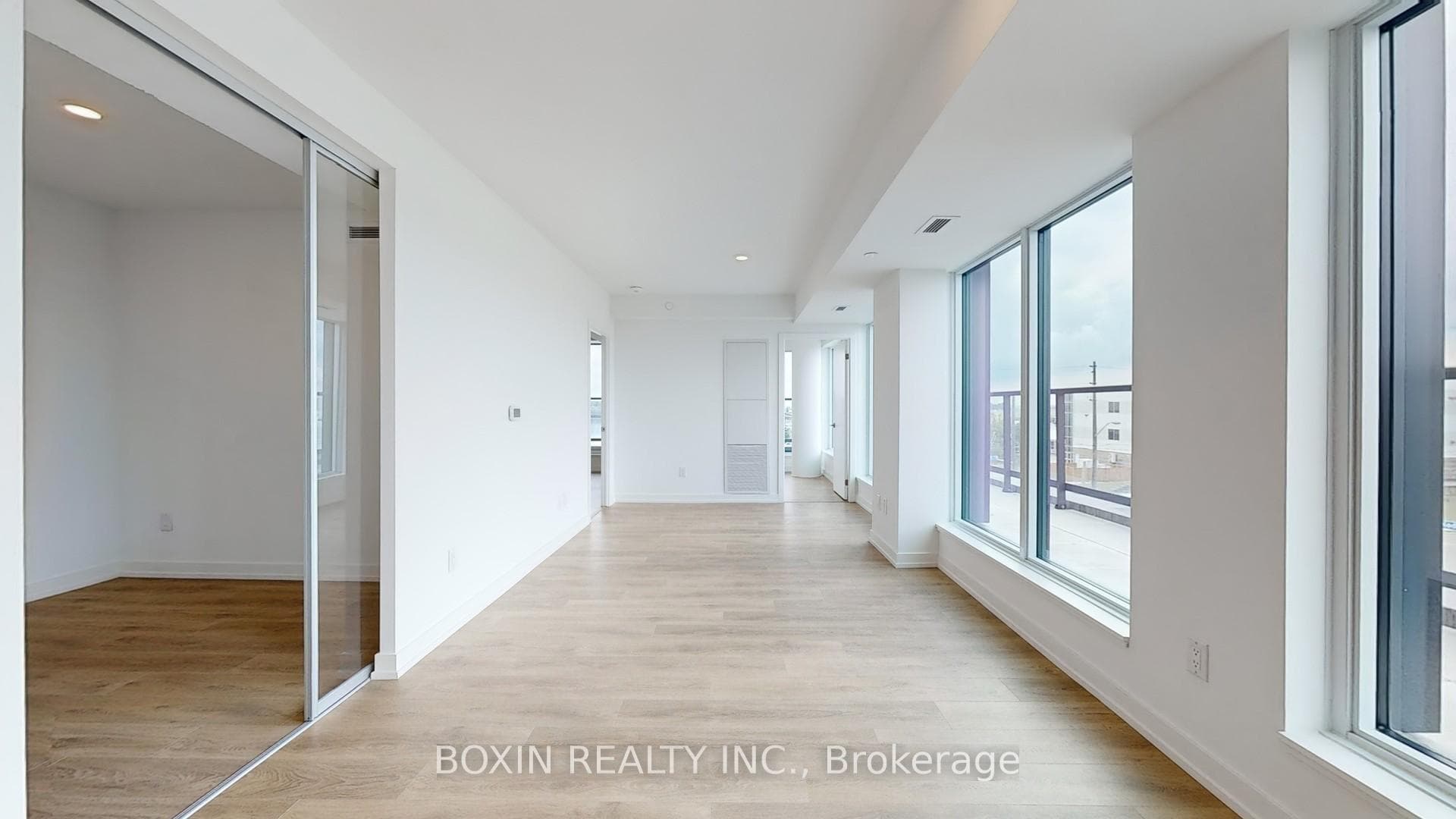 1100 Sheppard Avenue Unit 526 photo 5